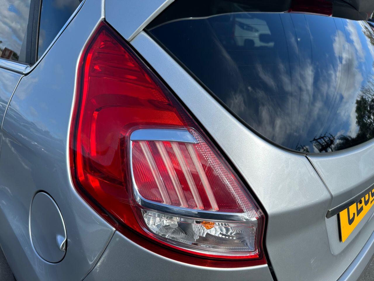 Ford Fiesta view 22