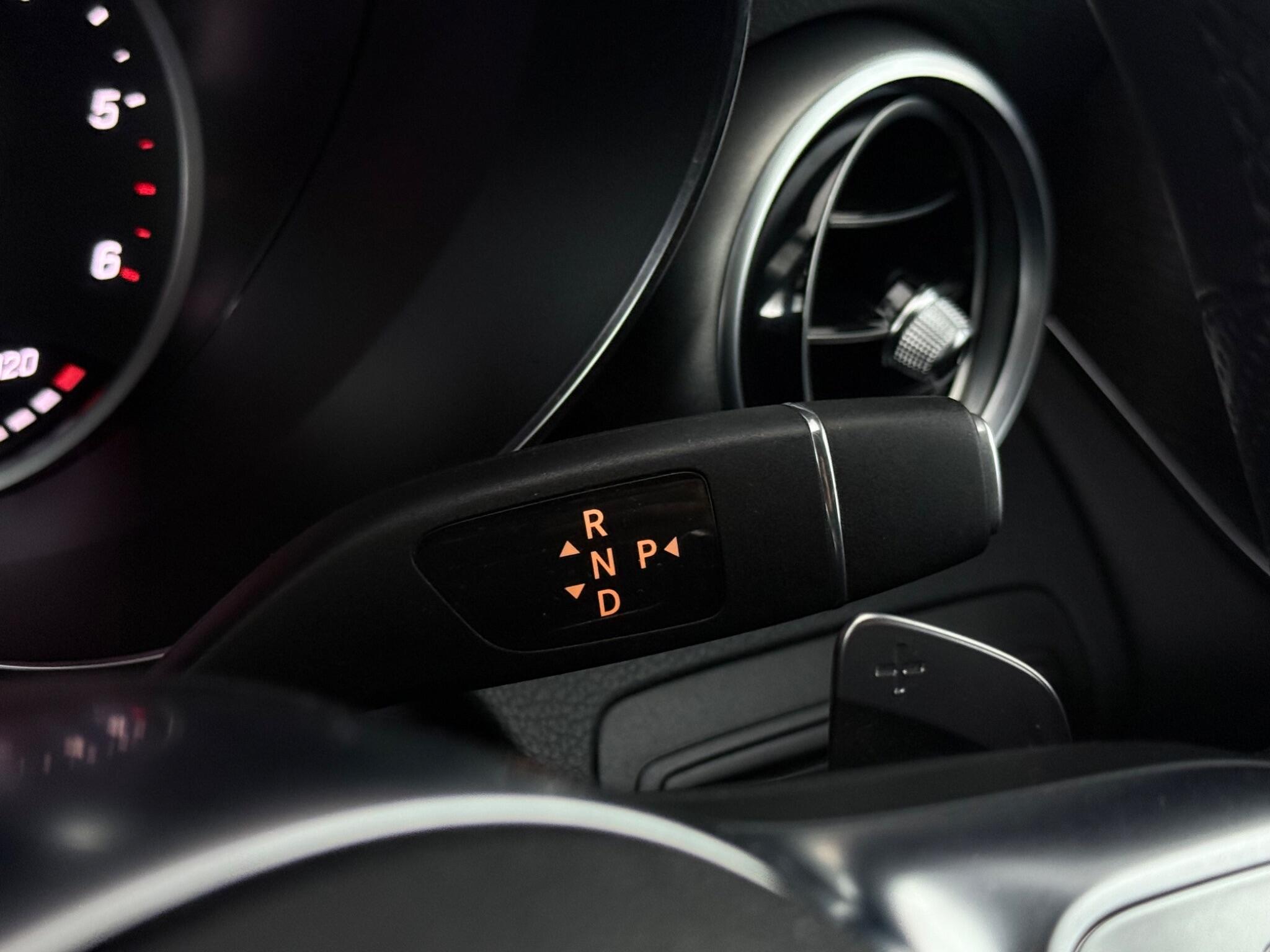 Mercedes-Benz GLC view 20