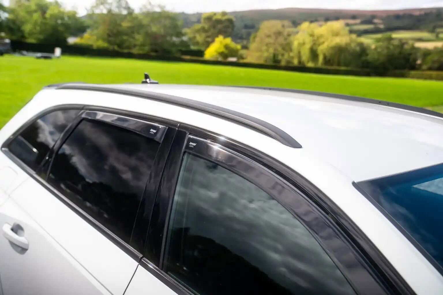 Audi RS4 Avant view 14