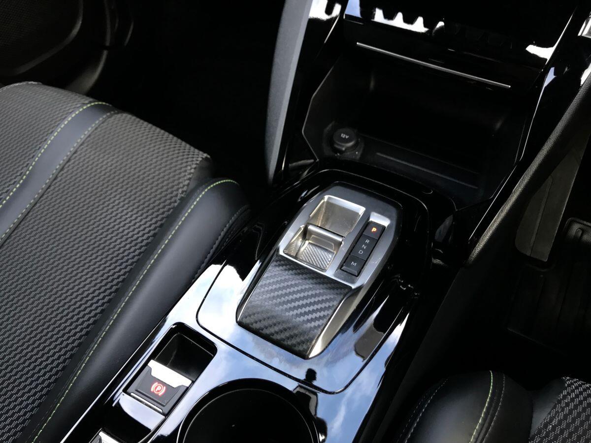 Peugeot 2008 view 21