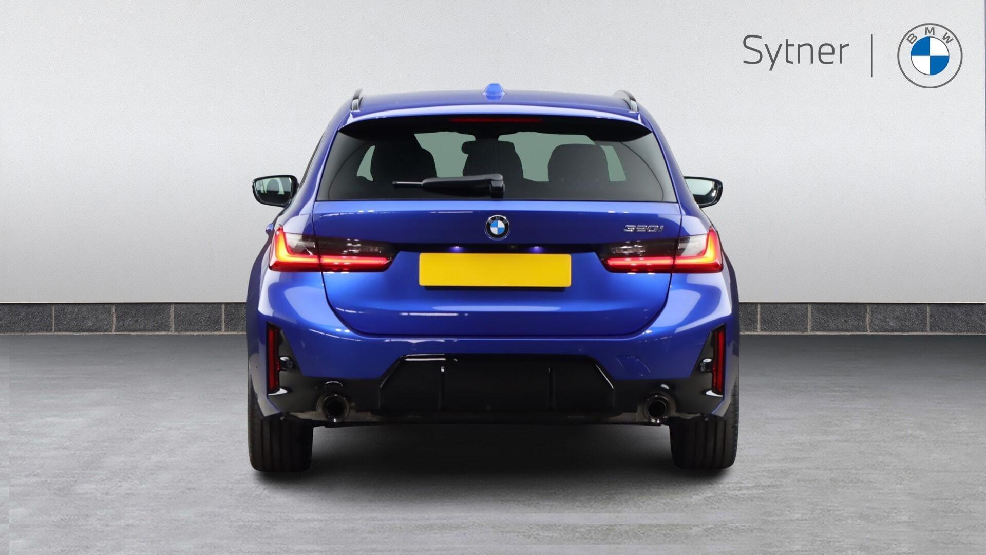 BMW 3 Series view 15