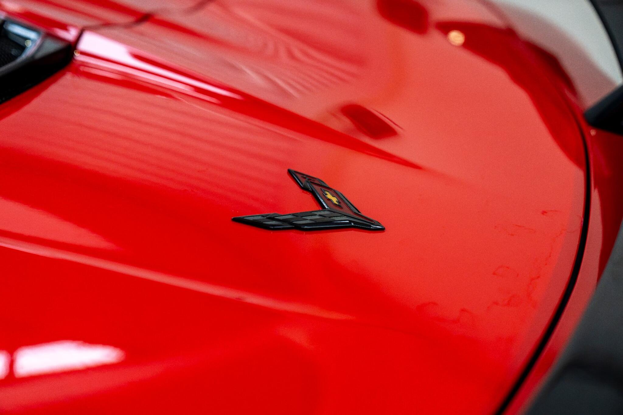 Chevrolet Corvette view 24