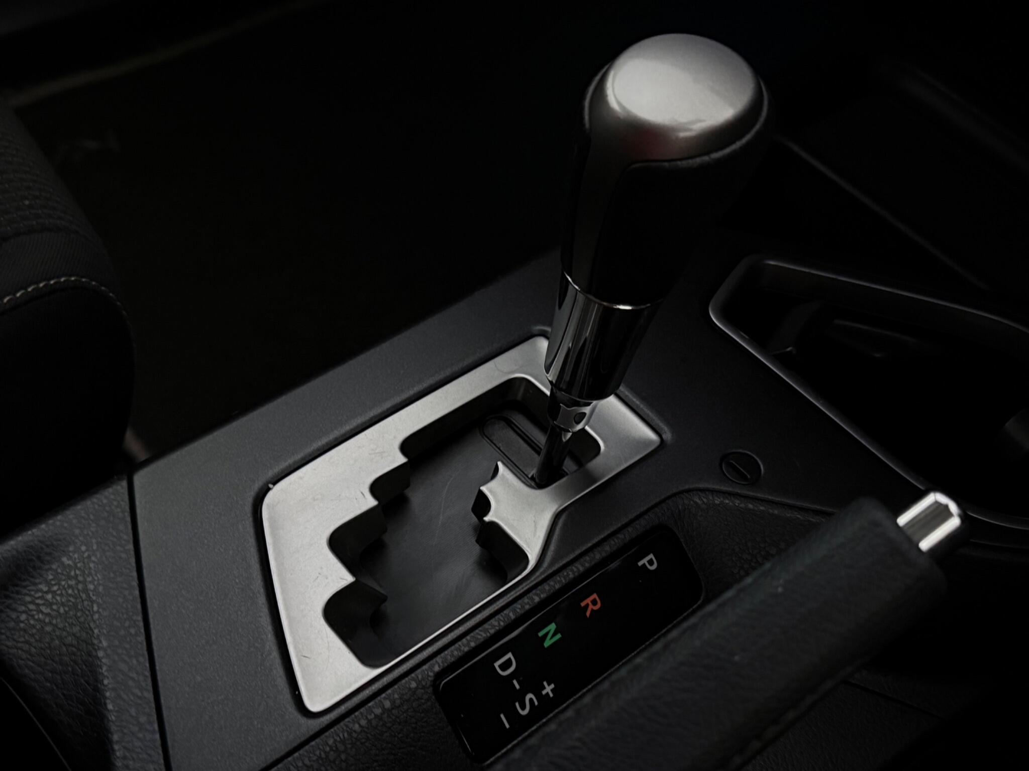 Toyota Rav4 view 21
