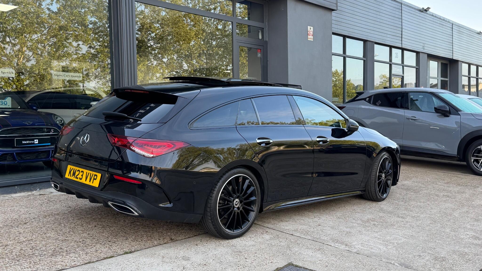 Mercedes-Benz Cla view 13