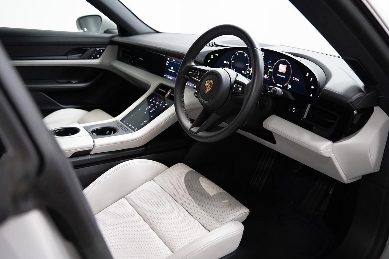 Porsche Taycan view 4