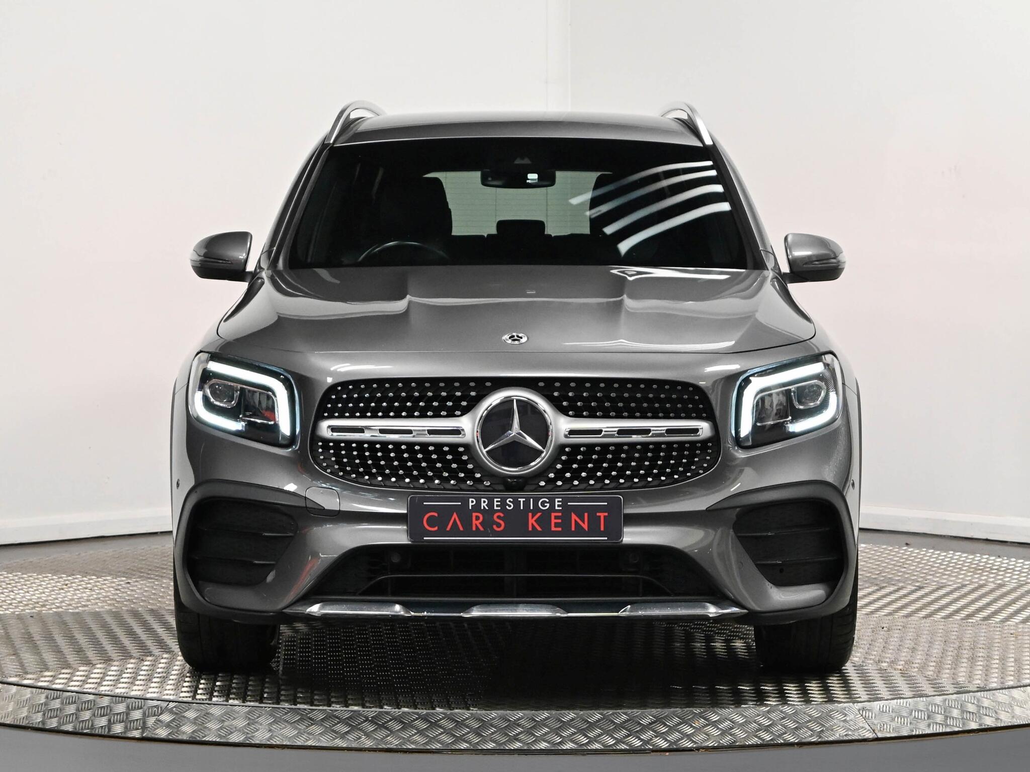 Mercedes-Benz GLB view 36