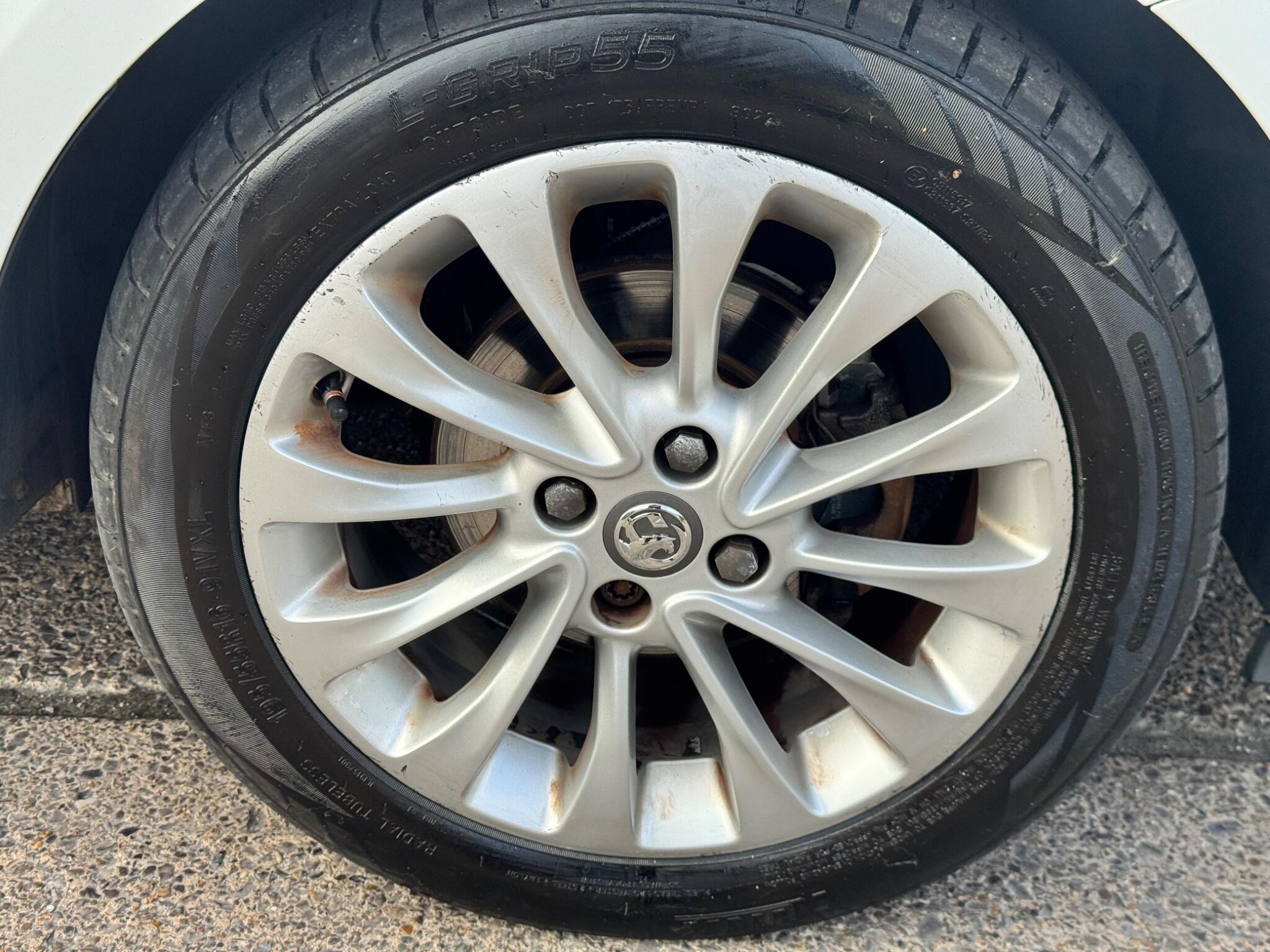 Vauxhall Corsa view 34