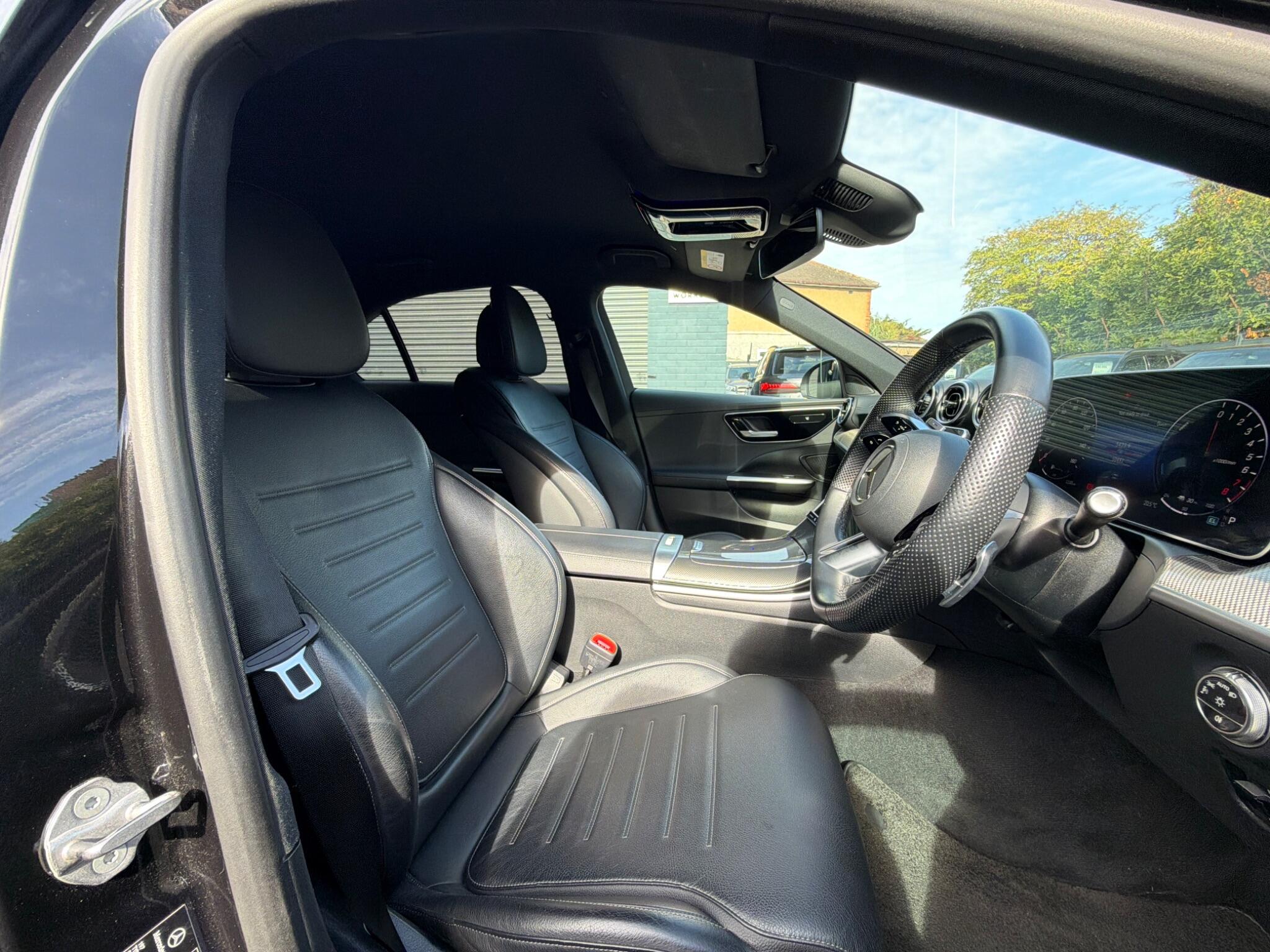Mercedes-Benz C-Class view 11