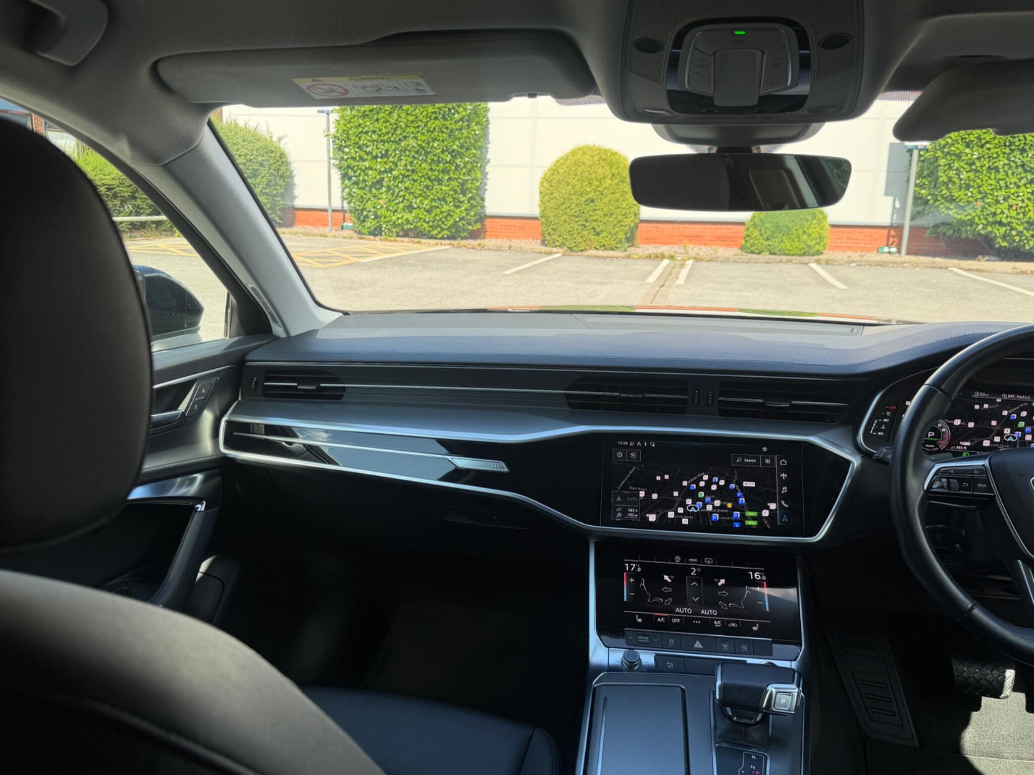 Audi A6 Saloon view 36