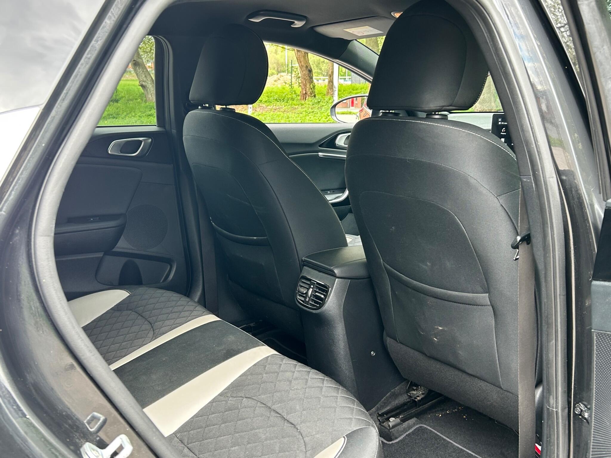 Kia Proceed view 29
