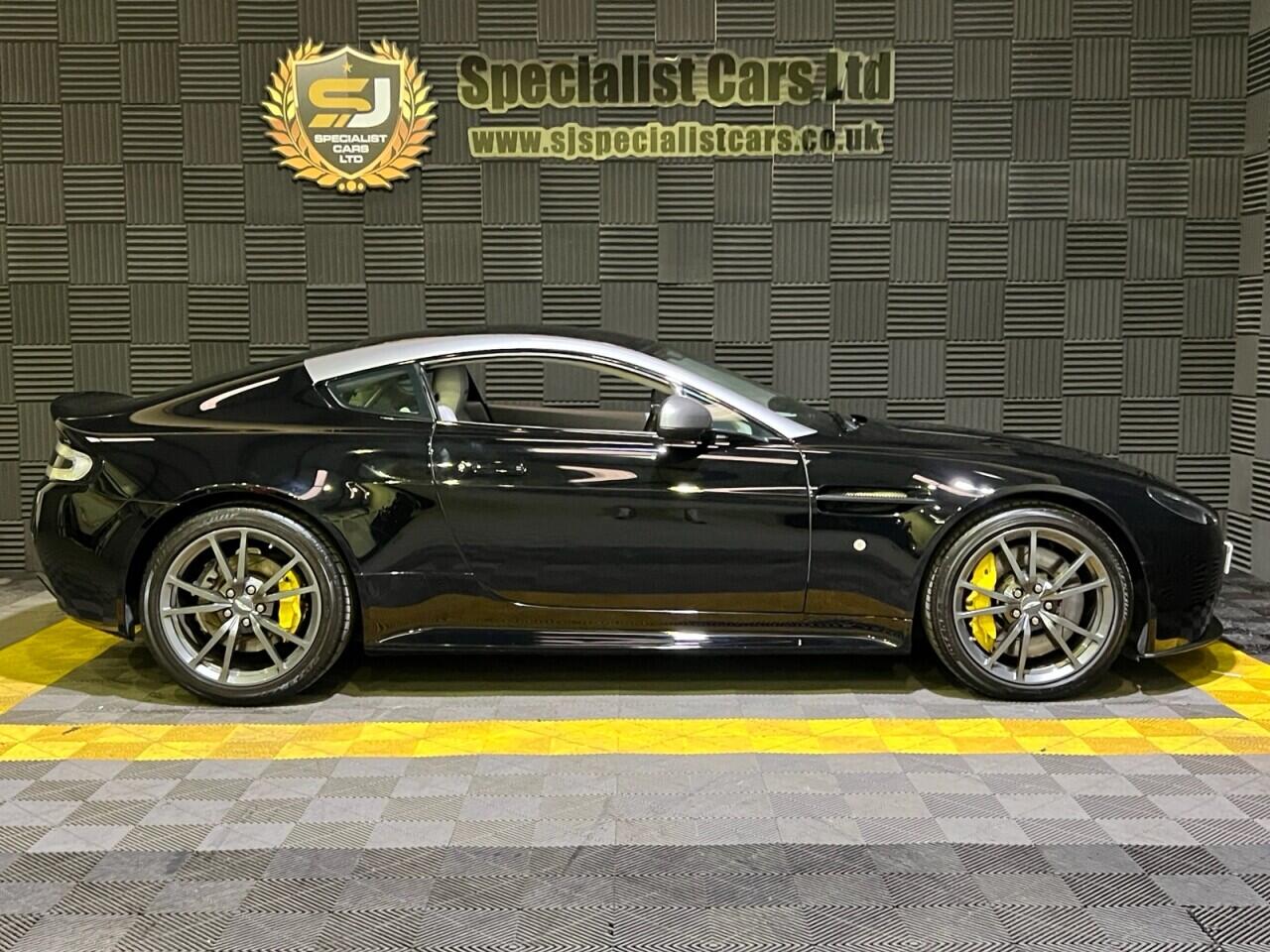 Aston Martin Vantage view 4