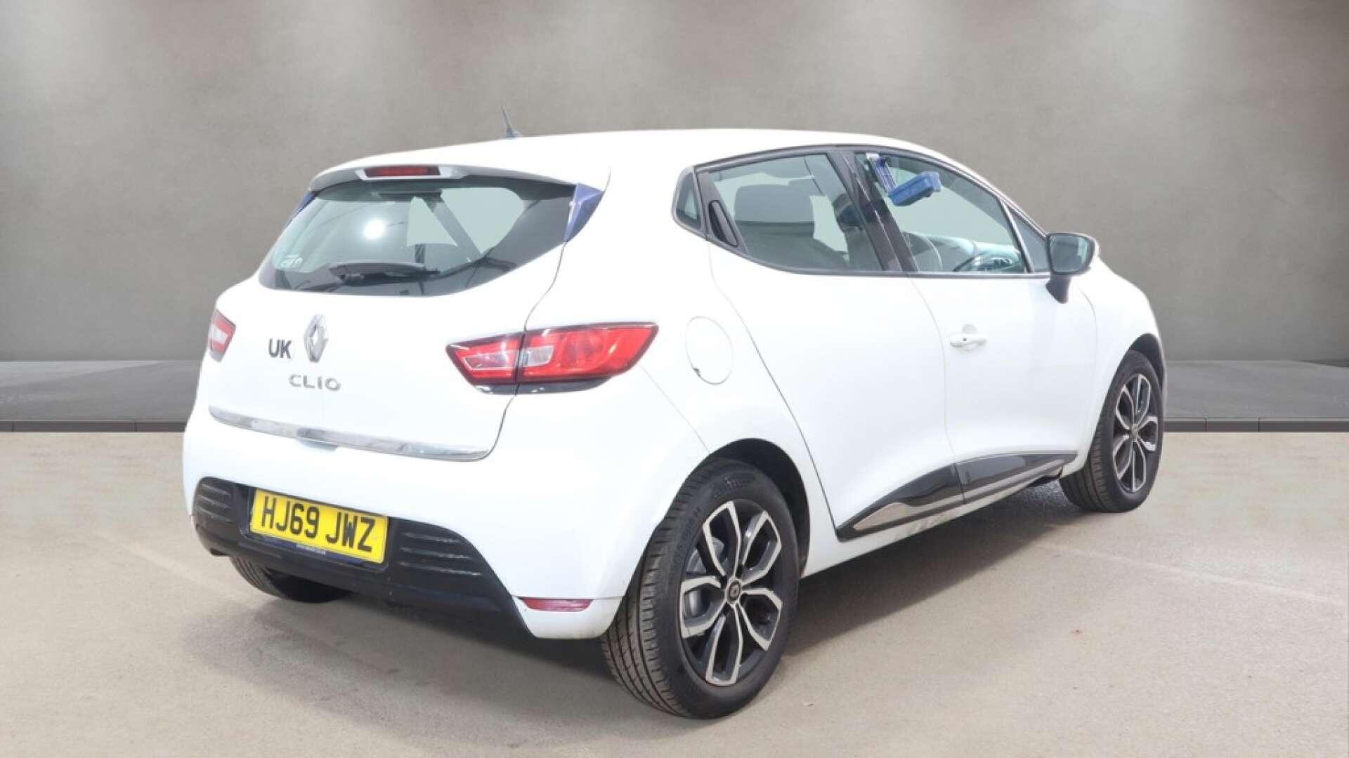 Renault Clio view 9