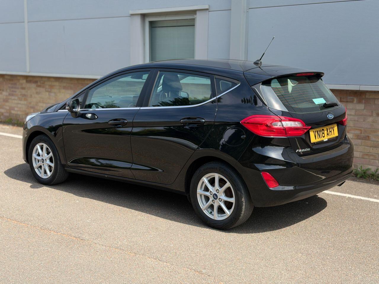 Ford Fiesta view 17