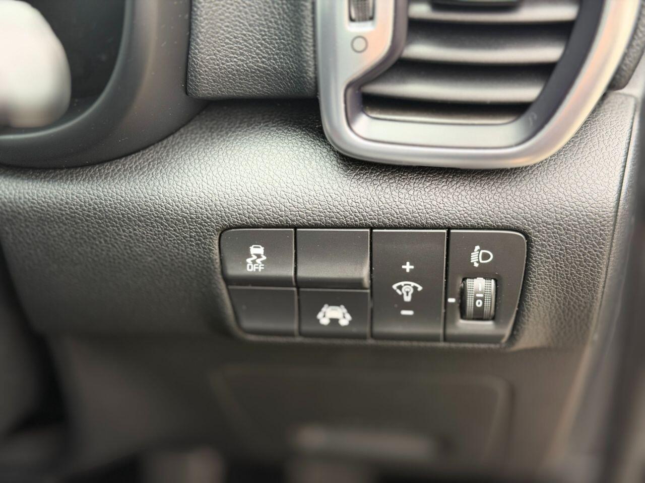 Kia Sportage view 98