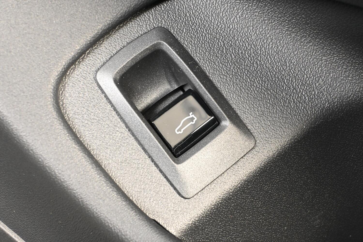 BMW M5 view 27