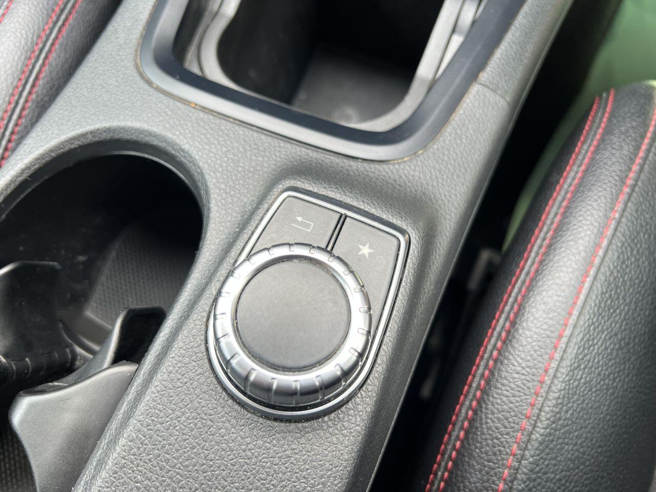 Mercedes-Benz B Class view 32