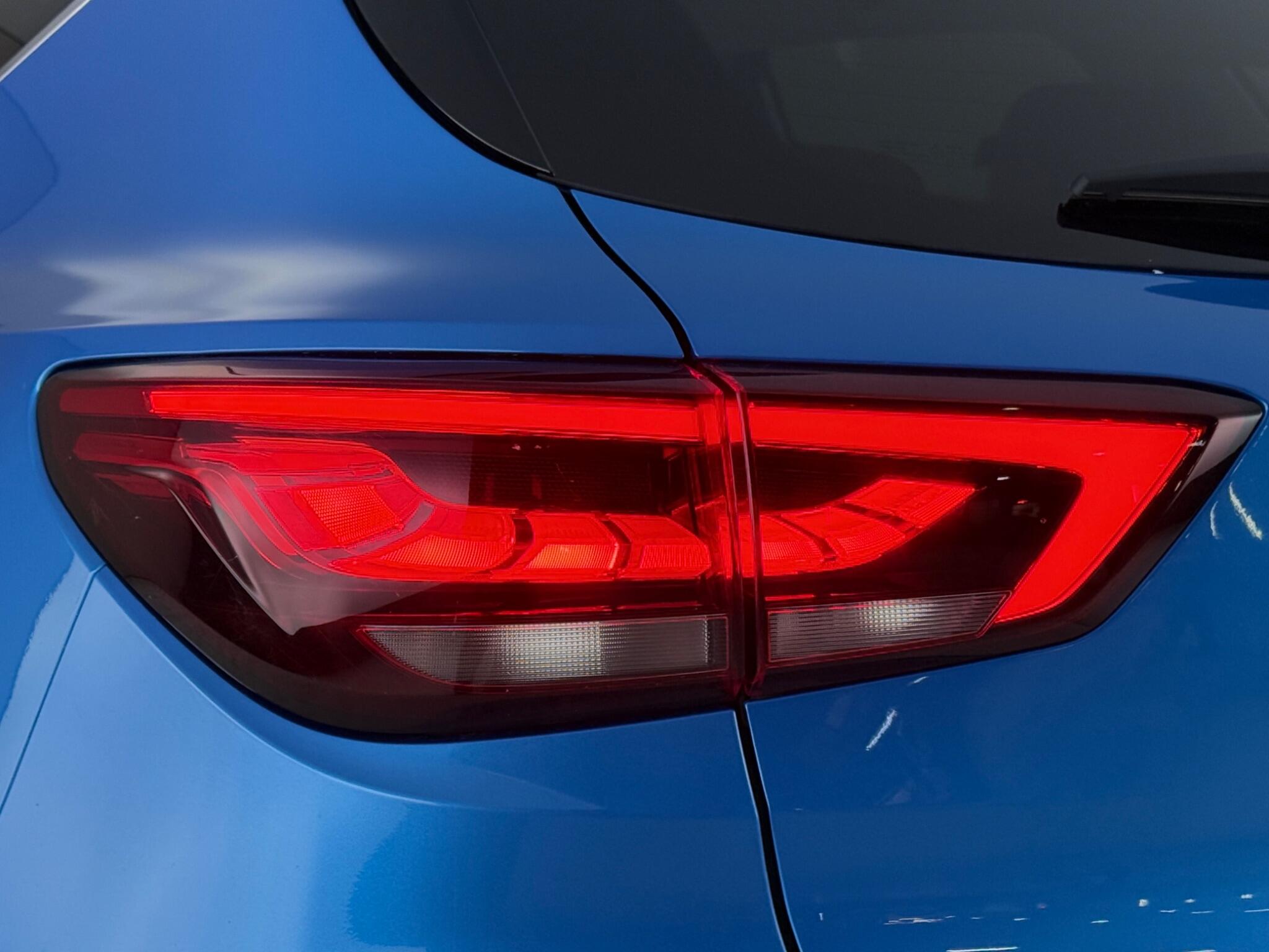 MG ZS view 11