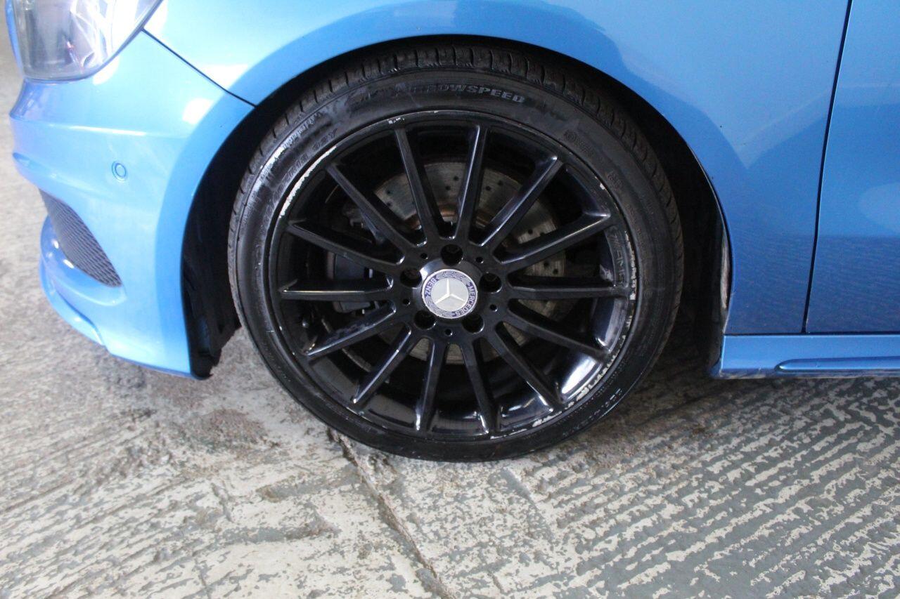 Mercedes-Benz A-Class view 61