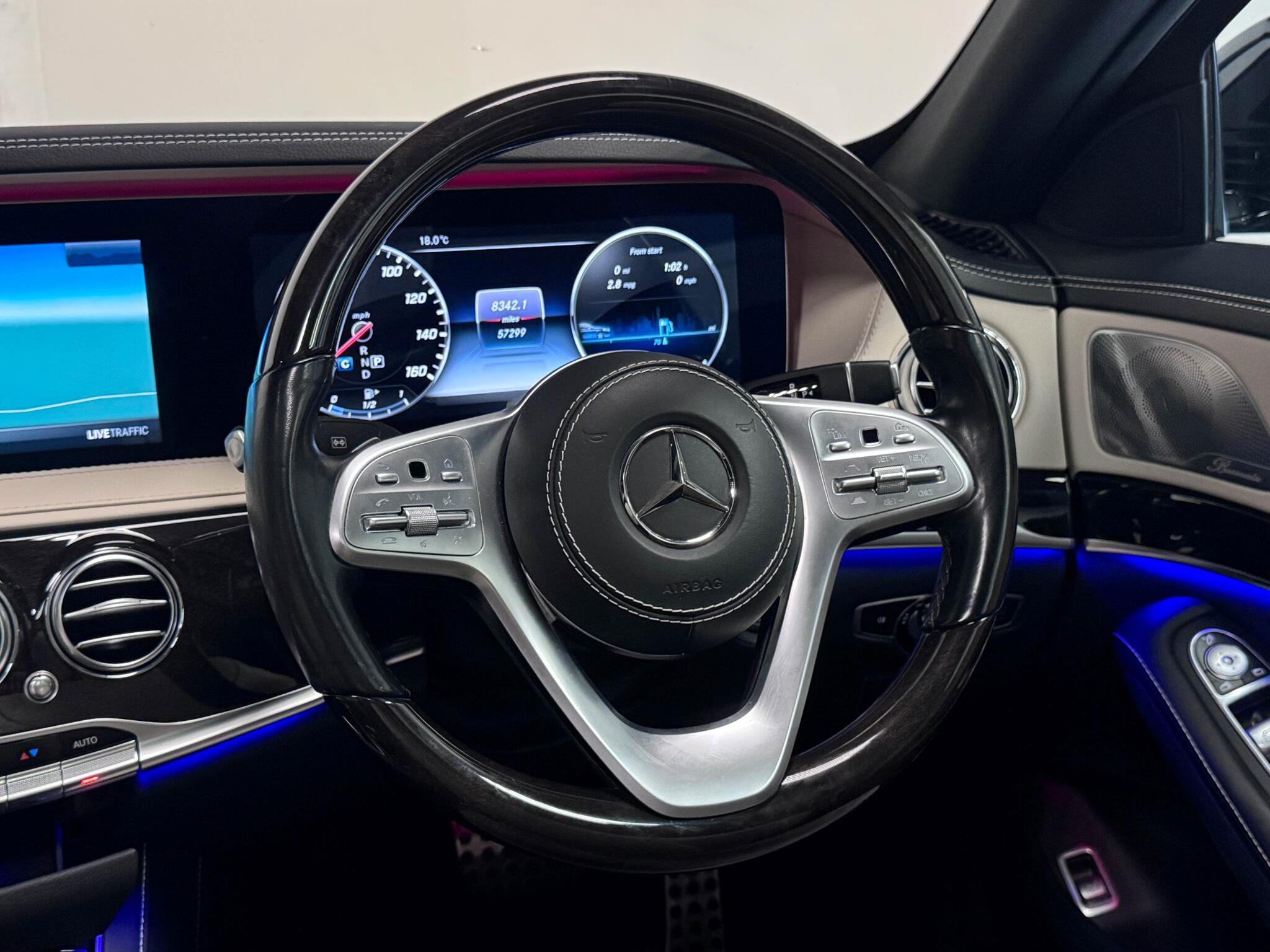Mercedes-Benz S Class view 33