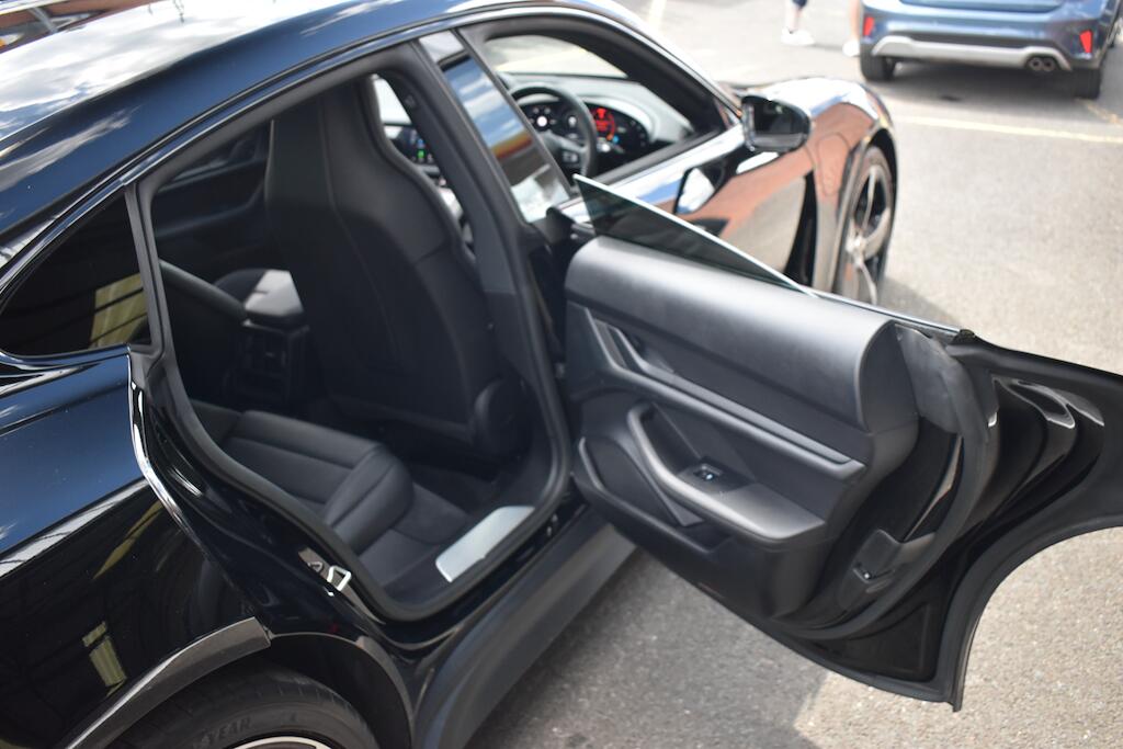 Porsche Taycan view 32