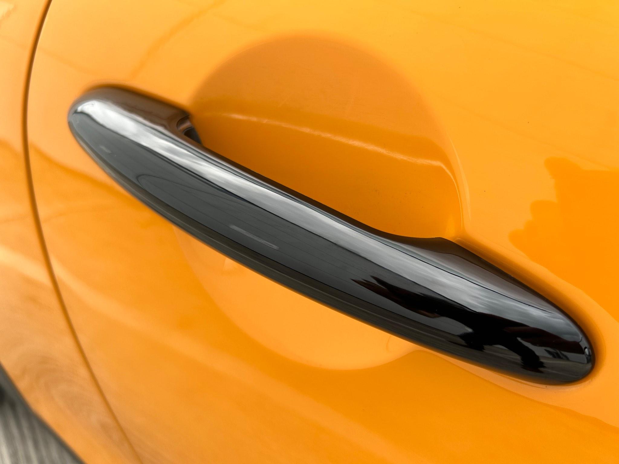 Mini Hatch view 9