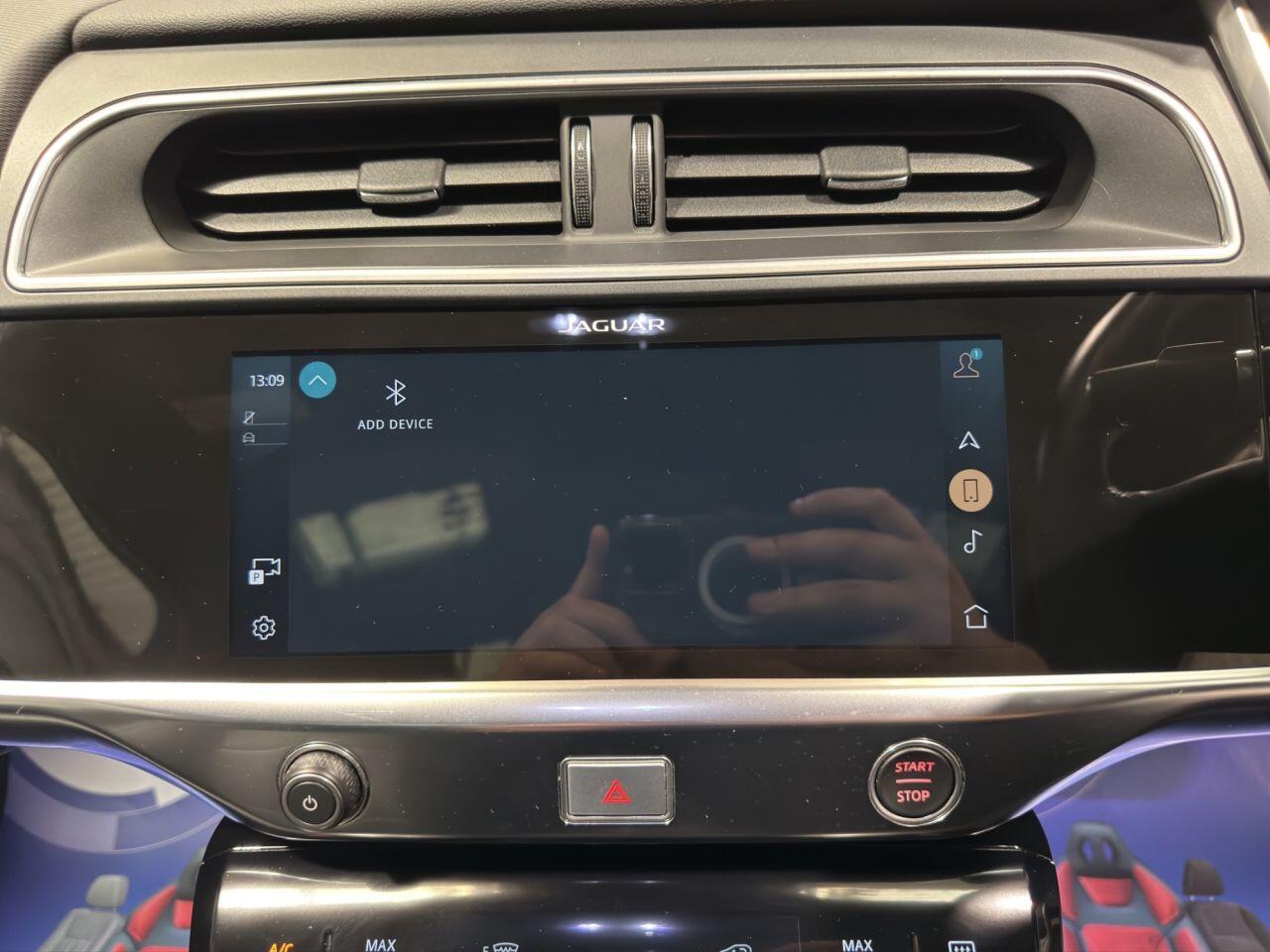 Jaguar I-Pace view 24