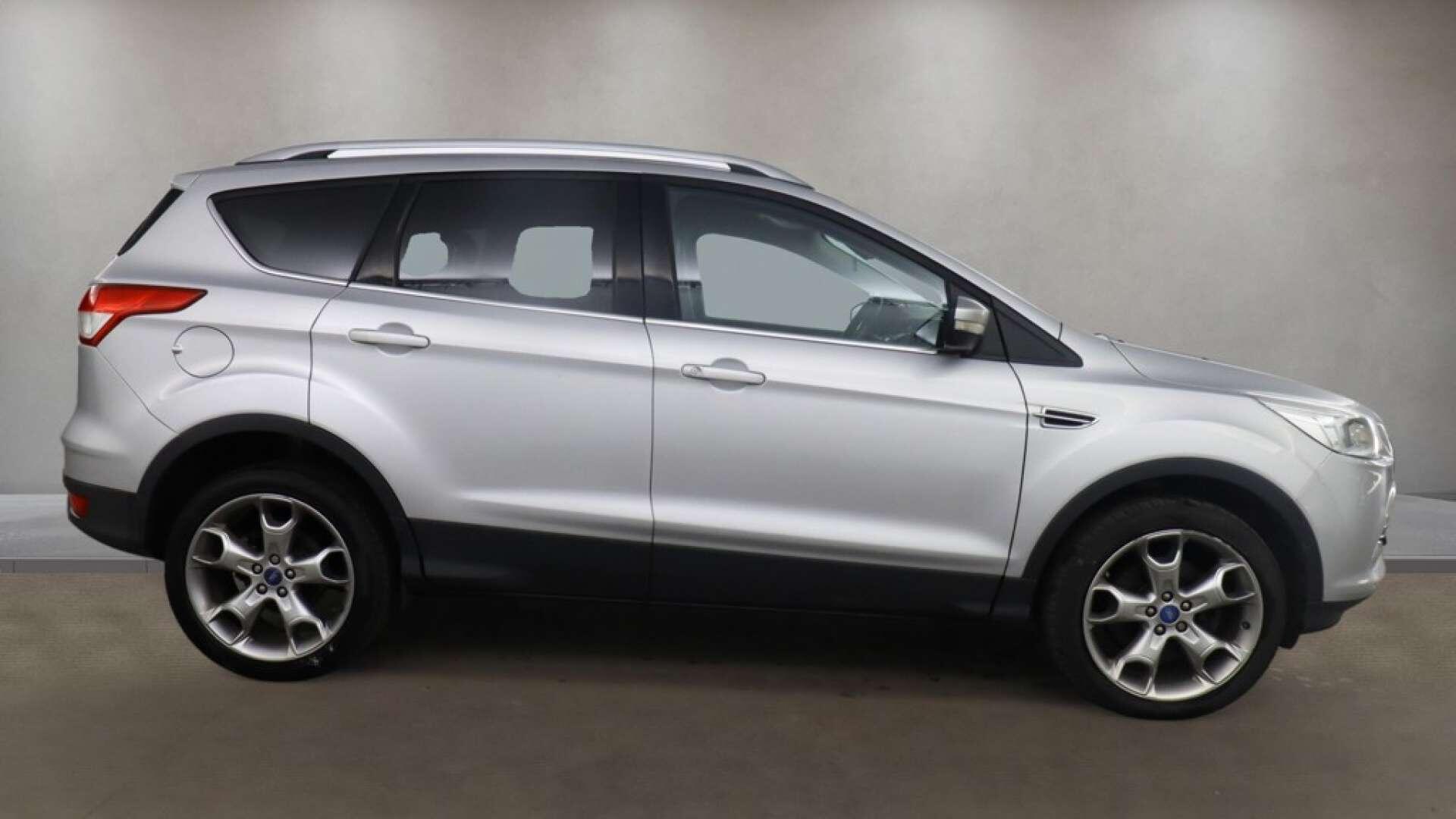 Ford Kuga view 10