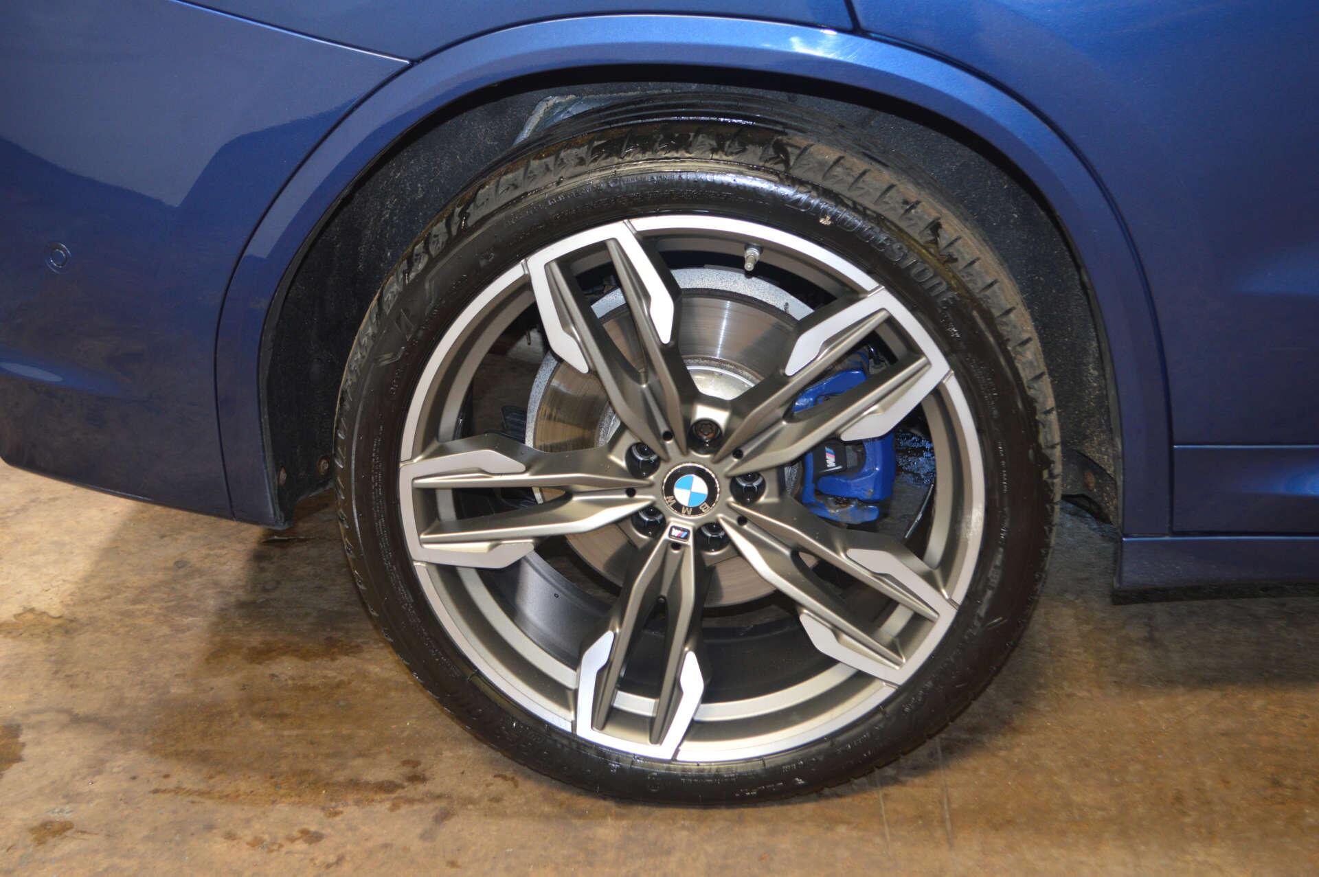BMW X3 view 56