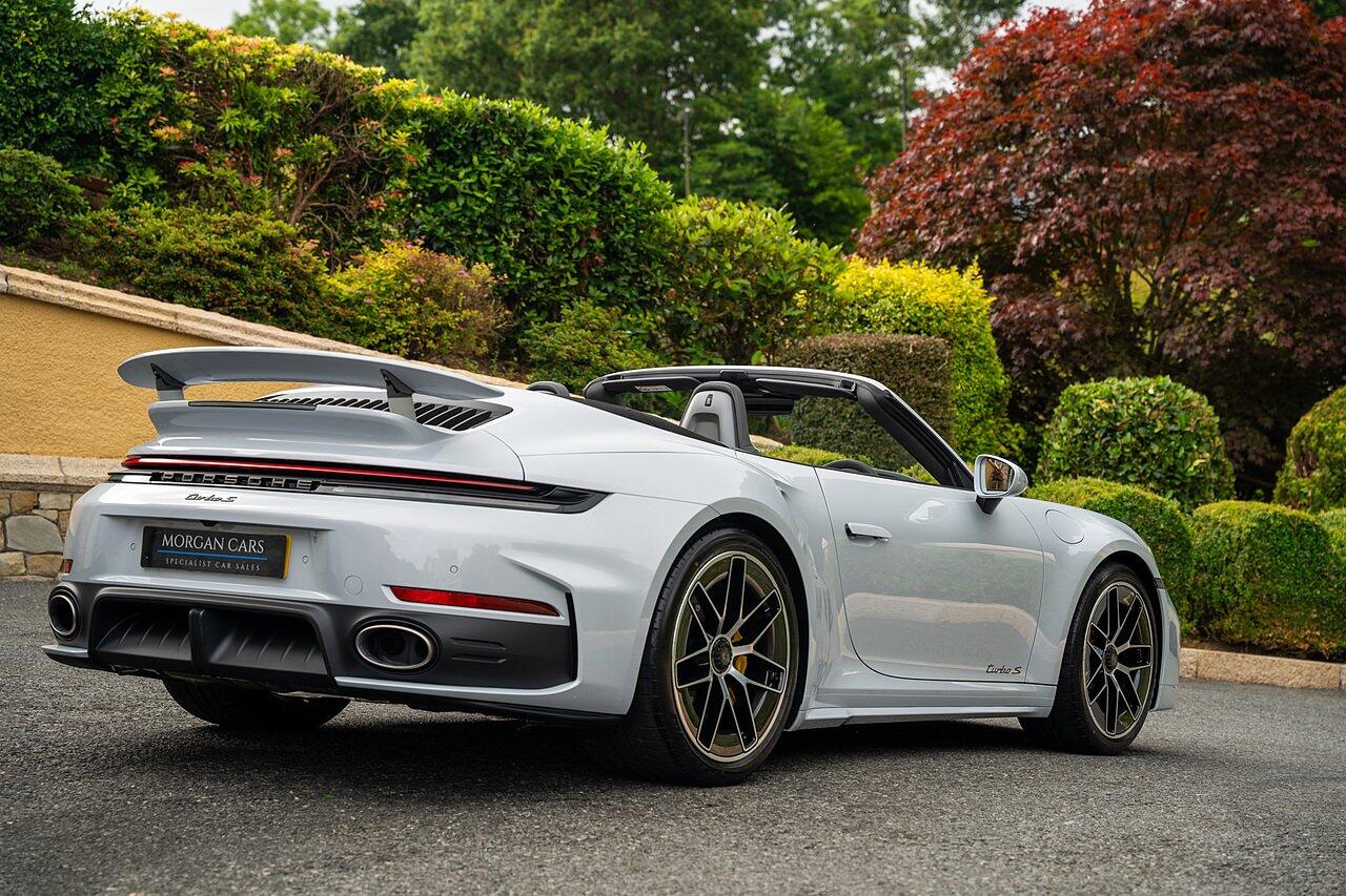 Porsche 911 view 98