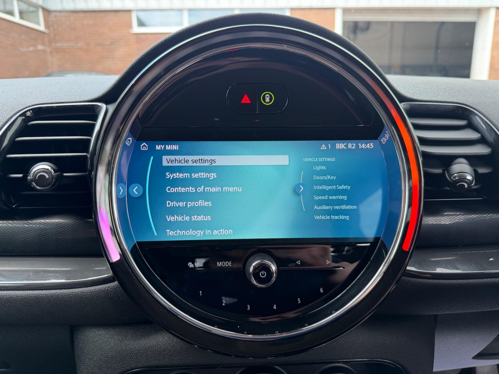Mini Clubman view 85