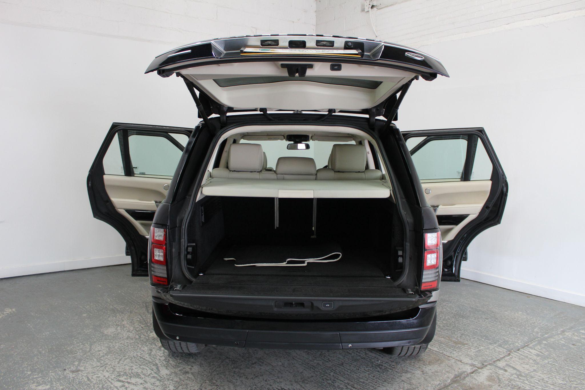 Land Rover Range Rover view 28