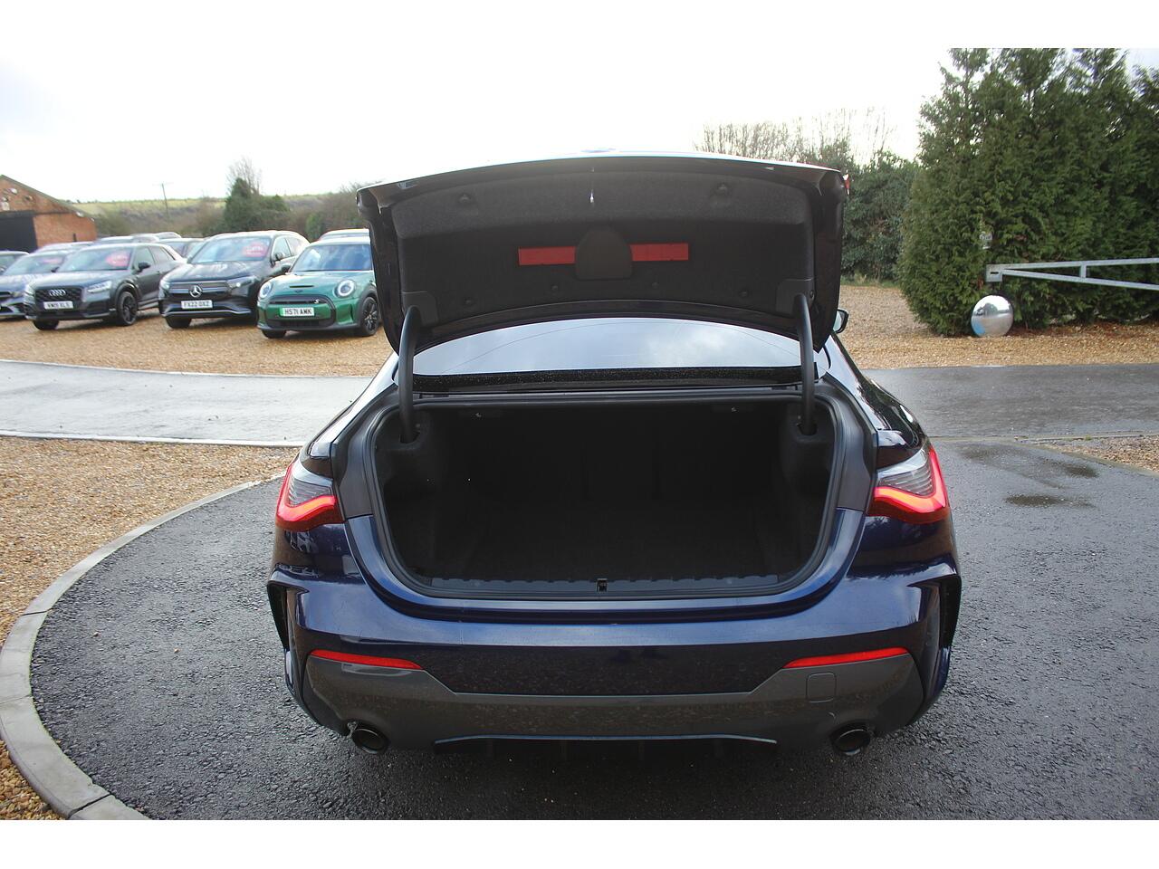 BMW 4 Series view 35