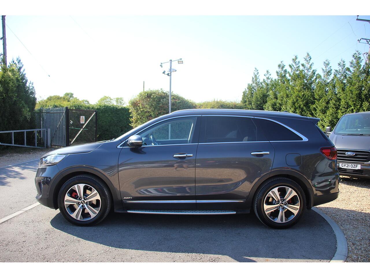 Kia Sorento view 7