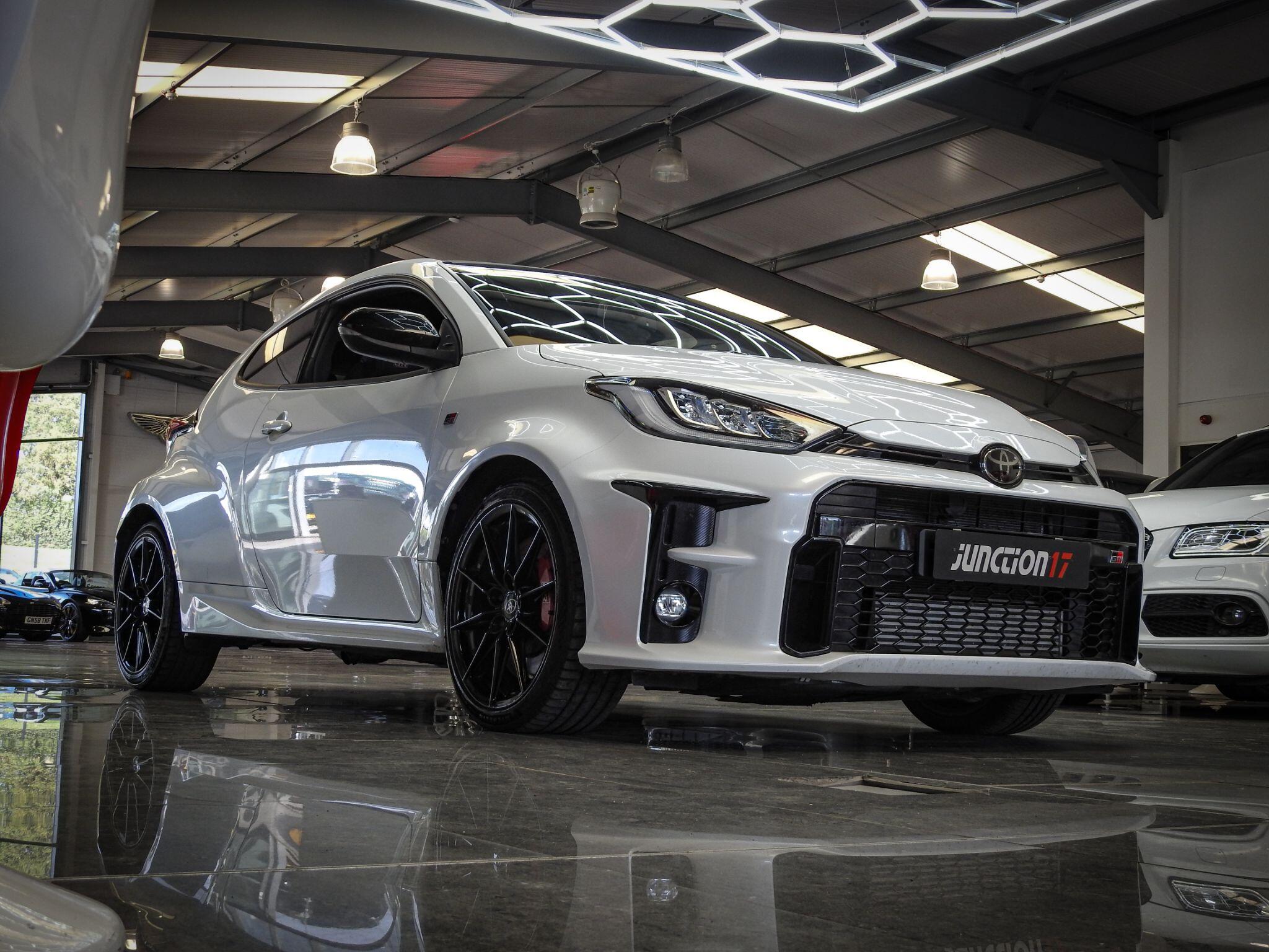 Toyota Yaris view 43