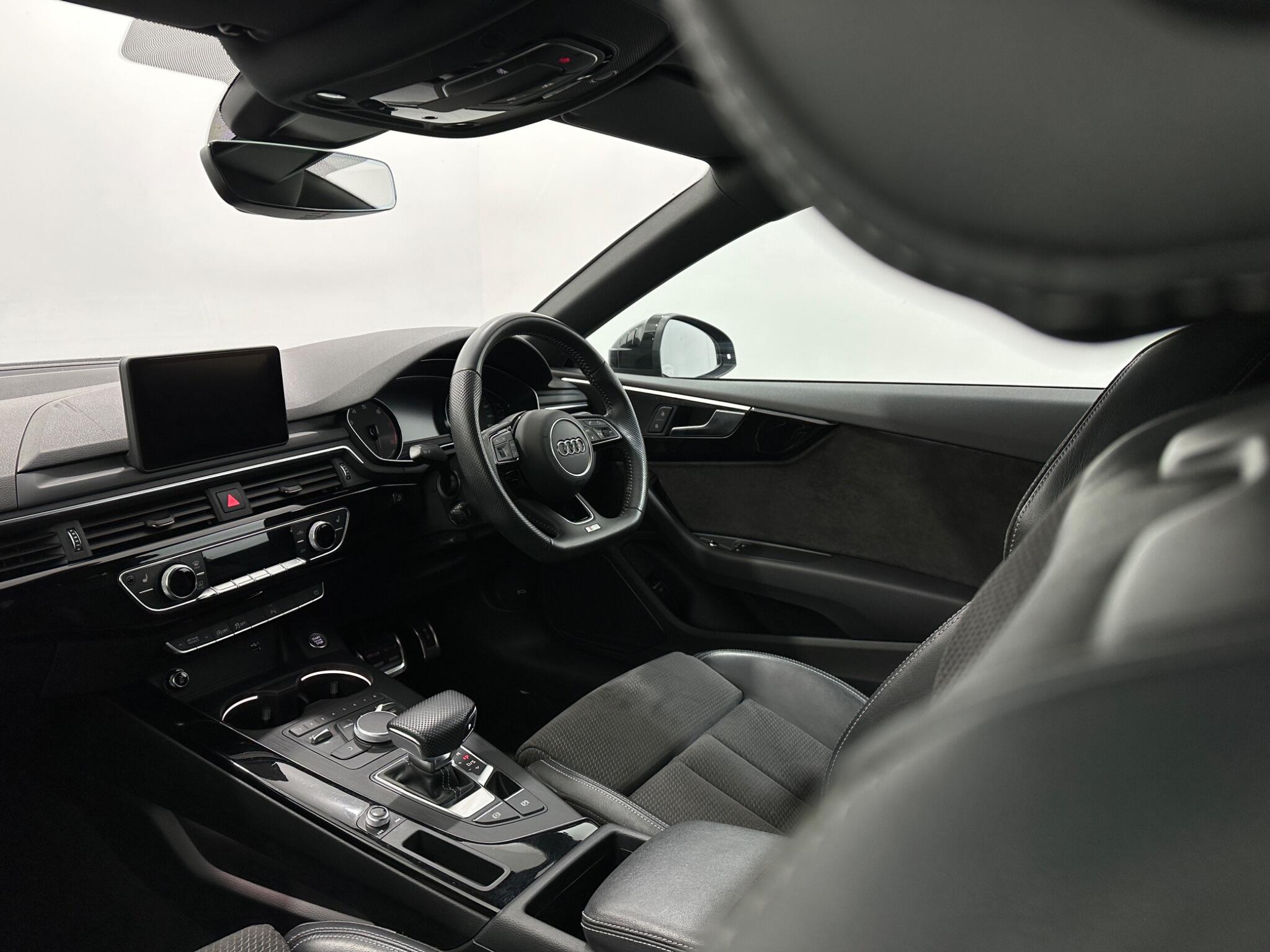 Audi A5 view 32