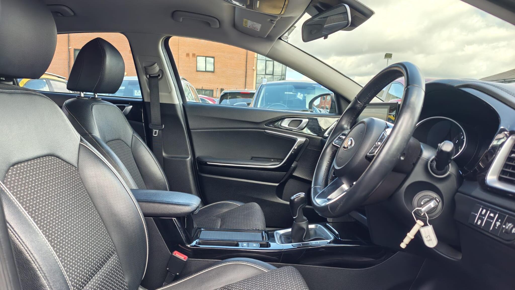 Kia Xceed view 18