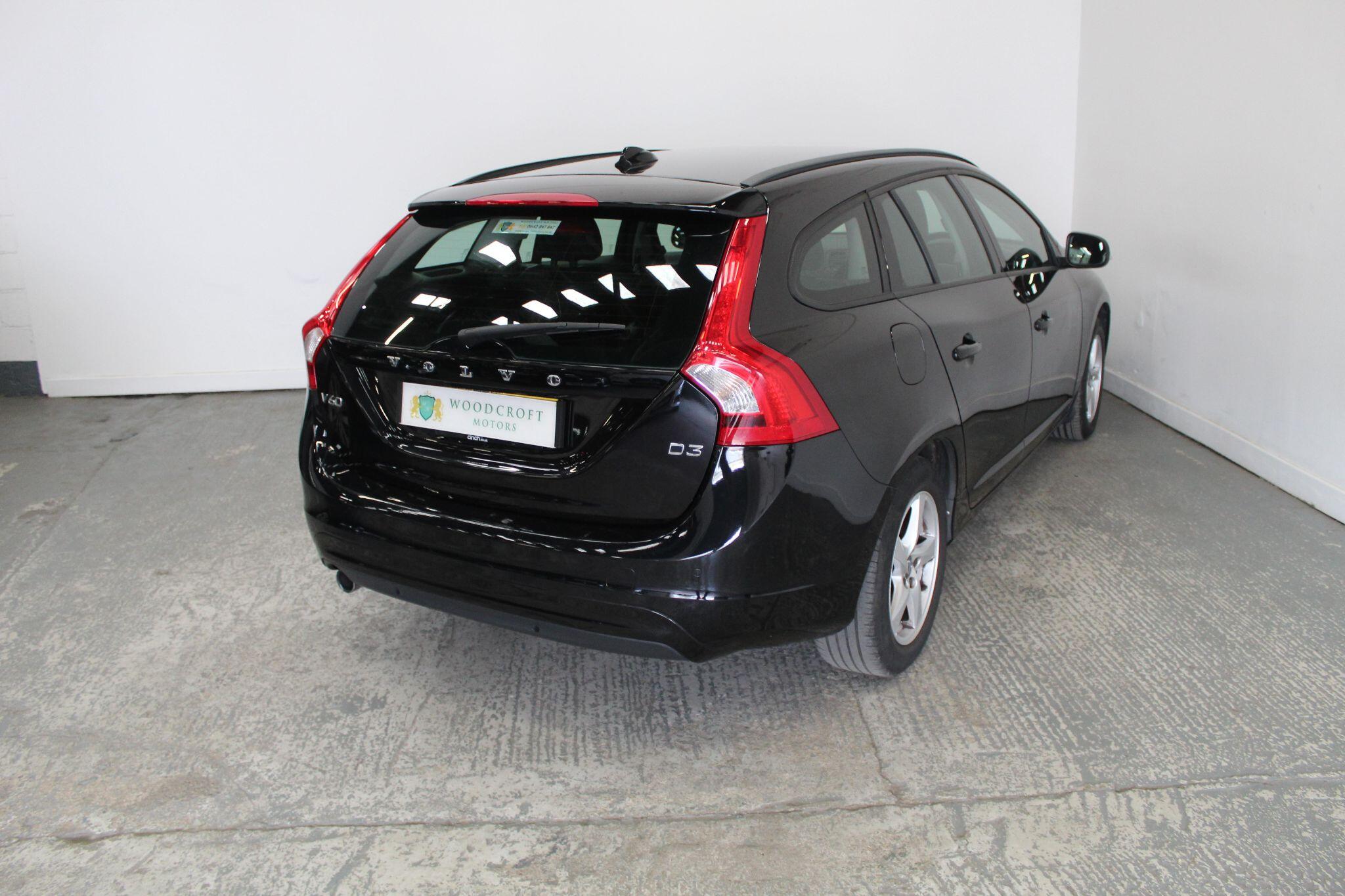 Volvo V60 view 8