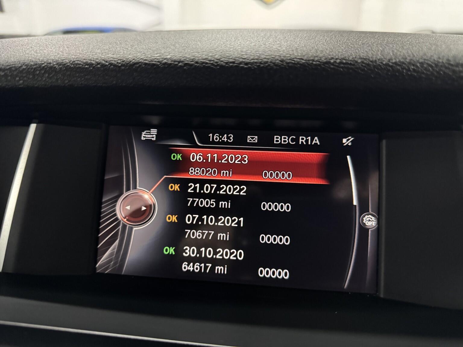 BMW X3 view 4
