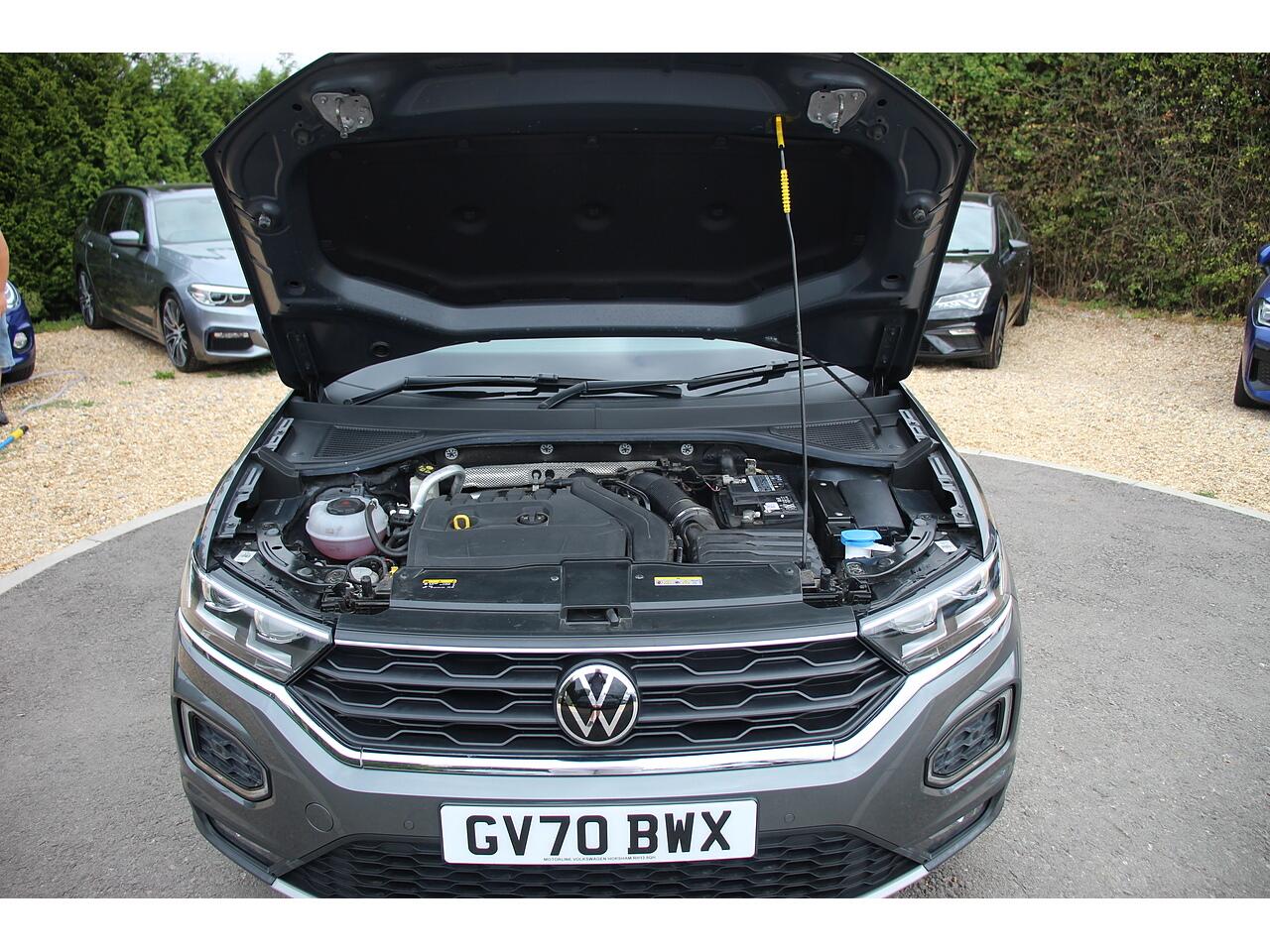 Volkswagen T-Roc view 43