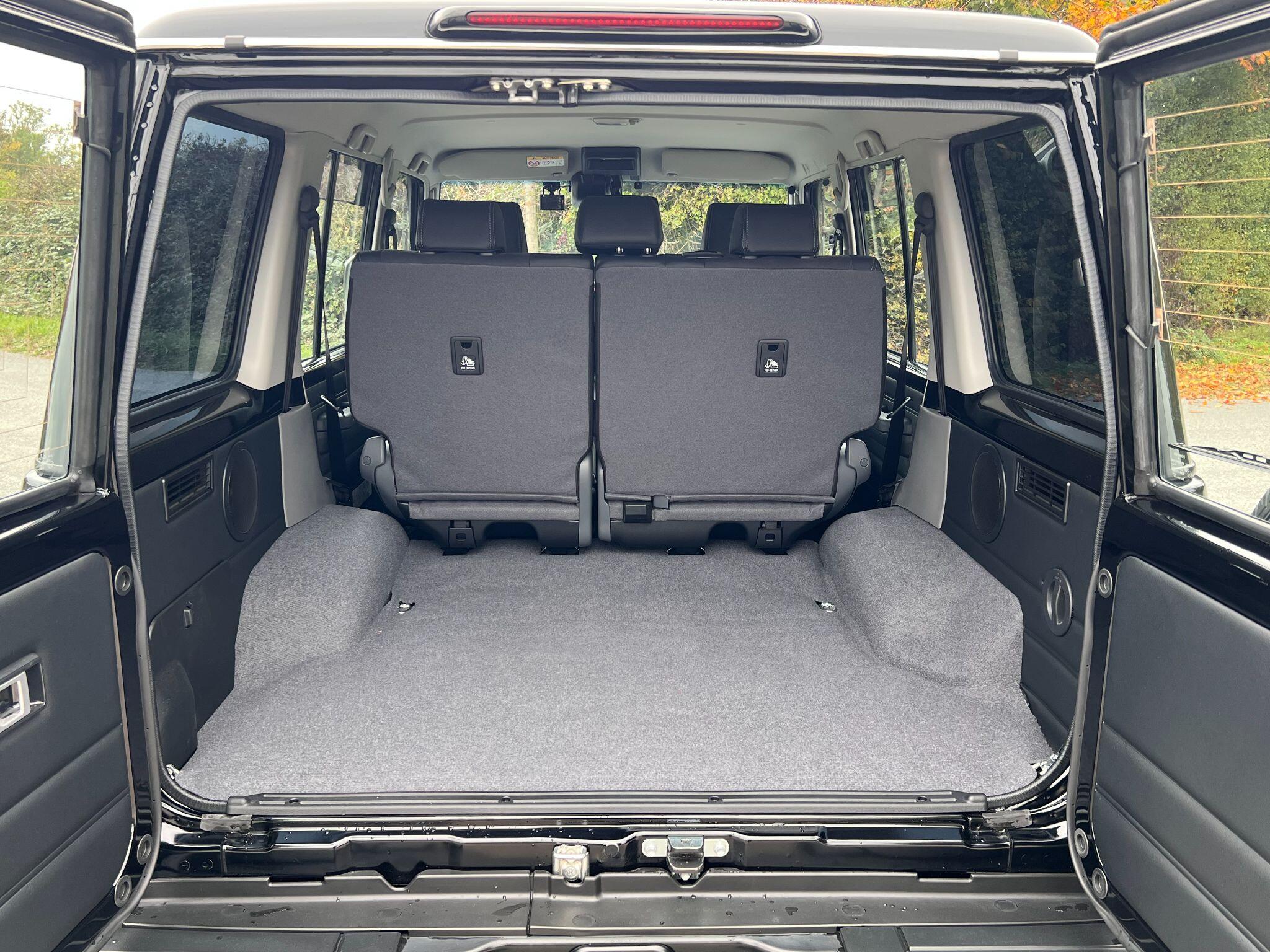 Toyota Land Cruiser view 14