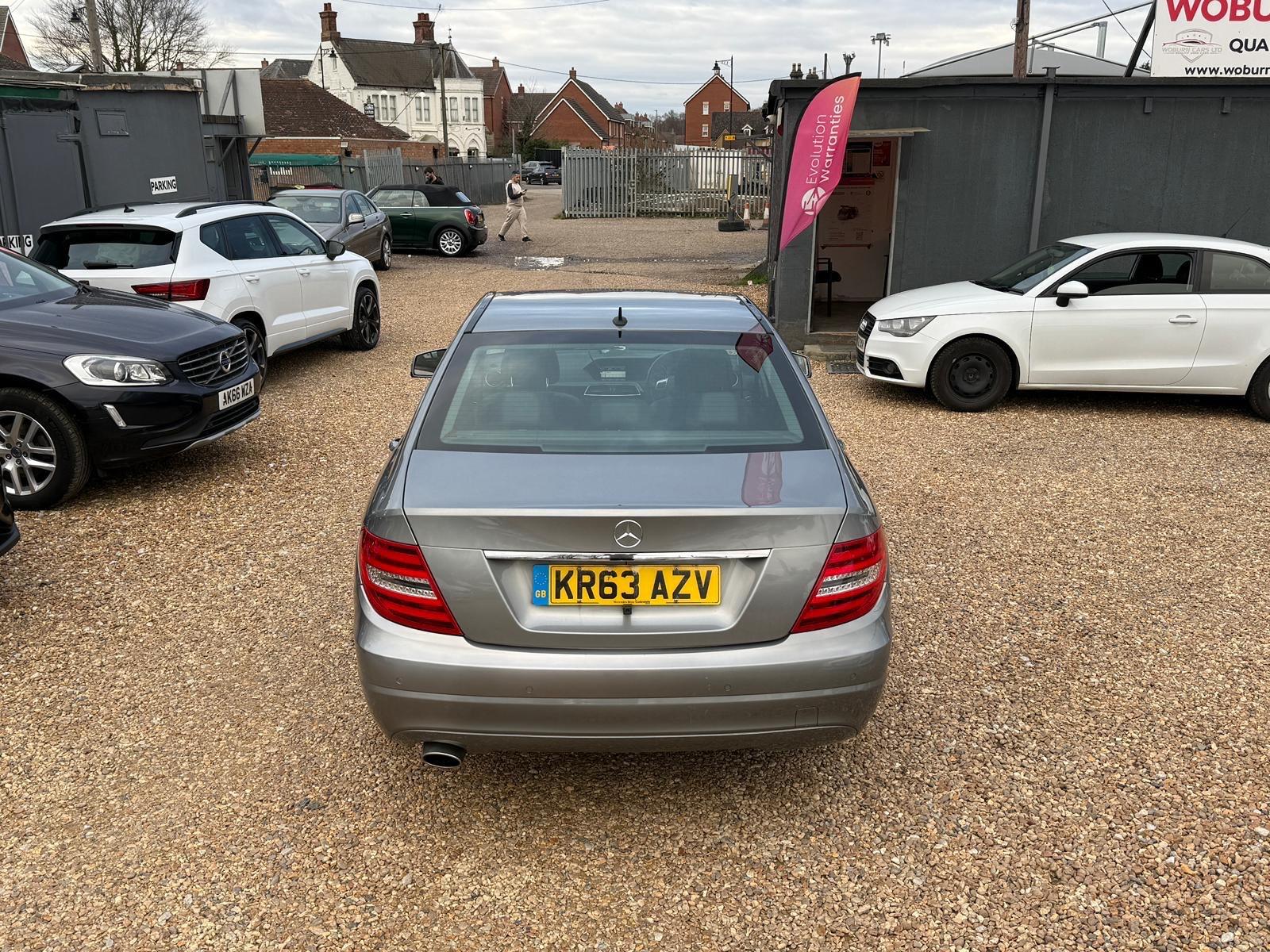 Mercedes-Benz C Class view 19