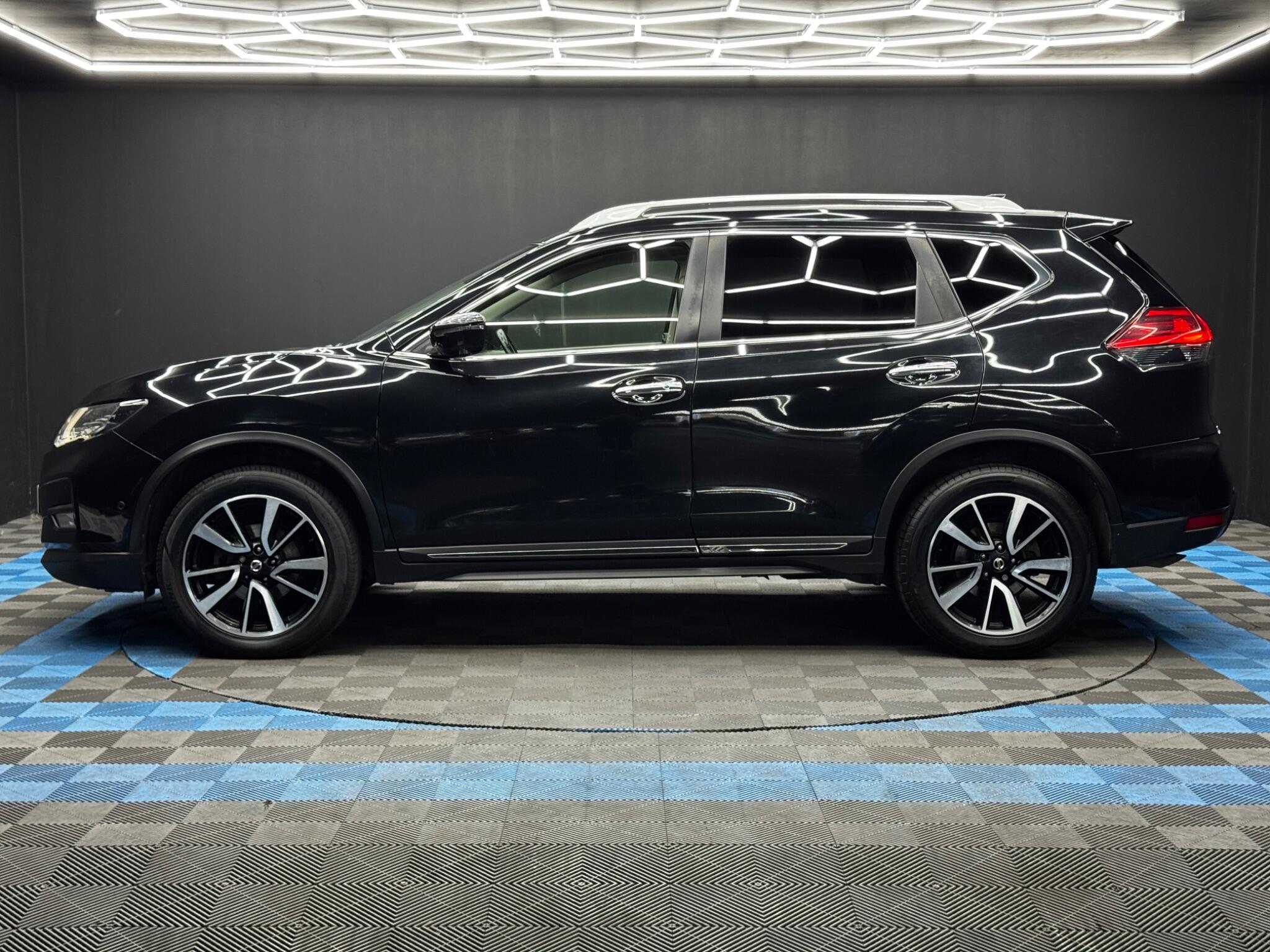 Nissan X-Trail view 8