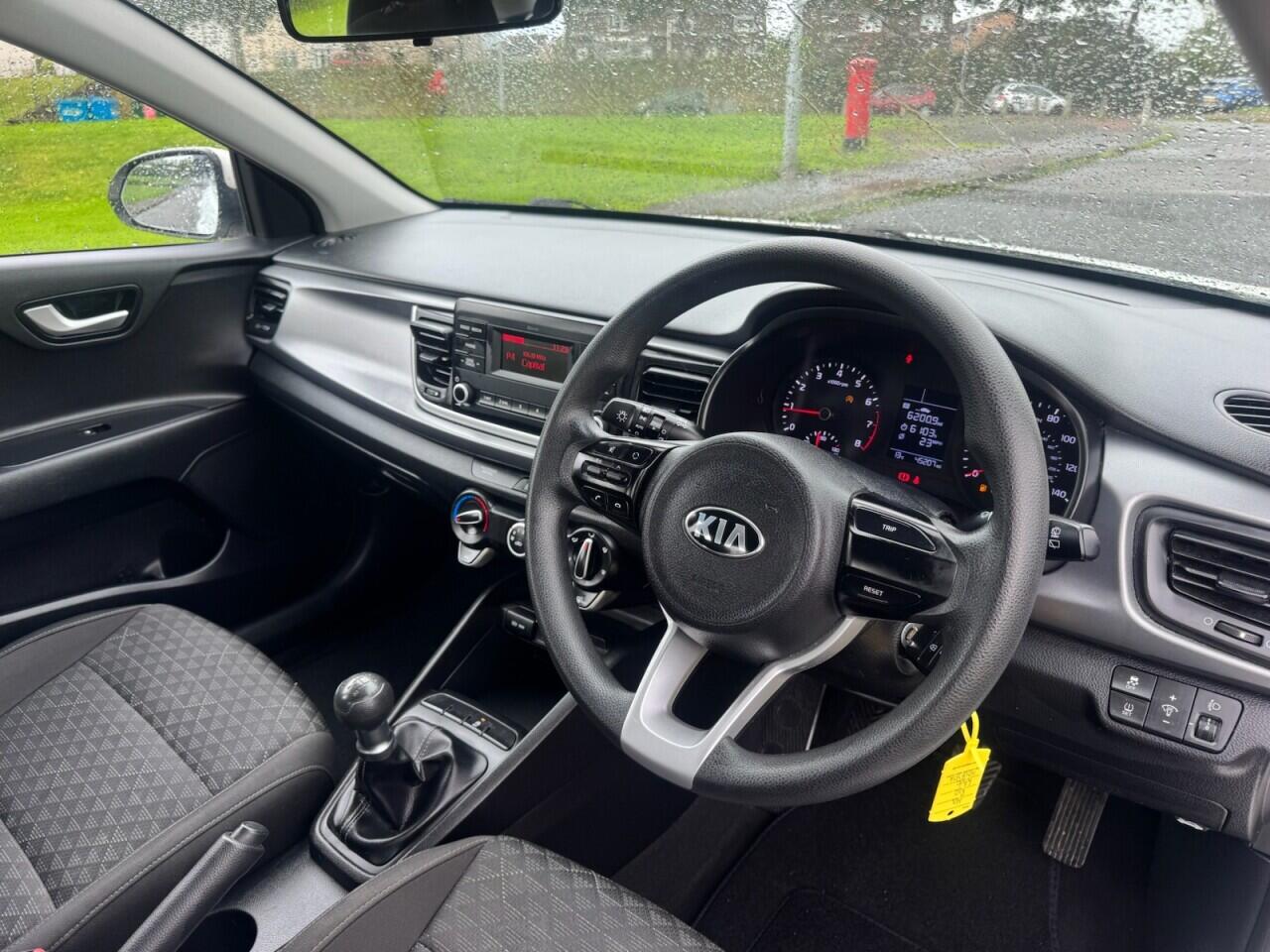 Kia Rio view 28
