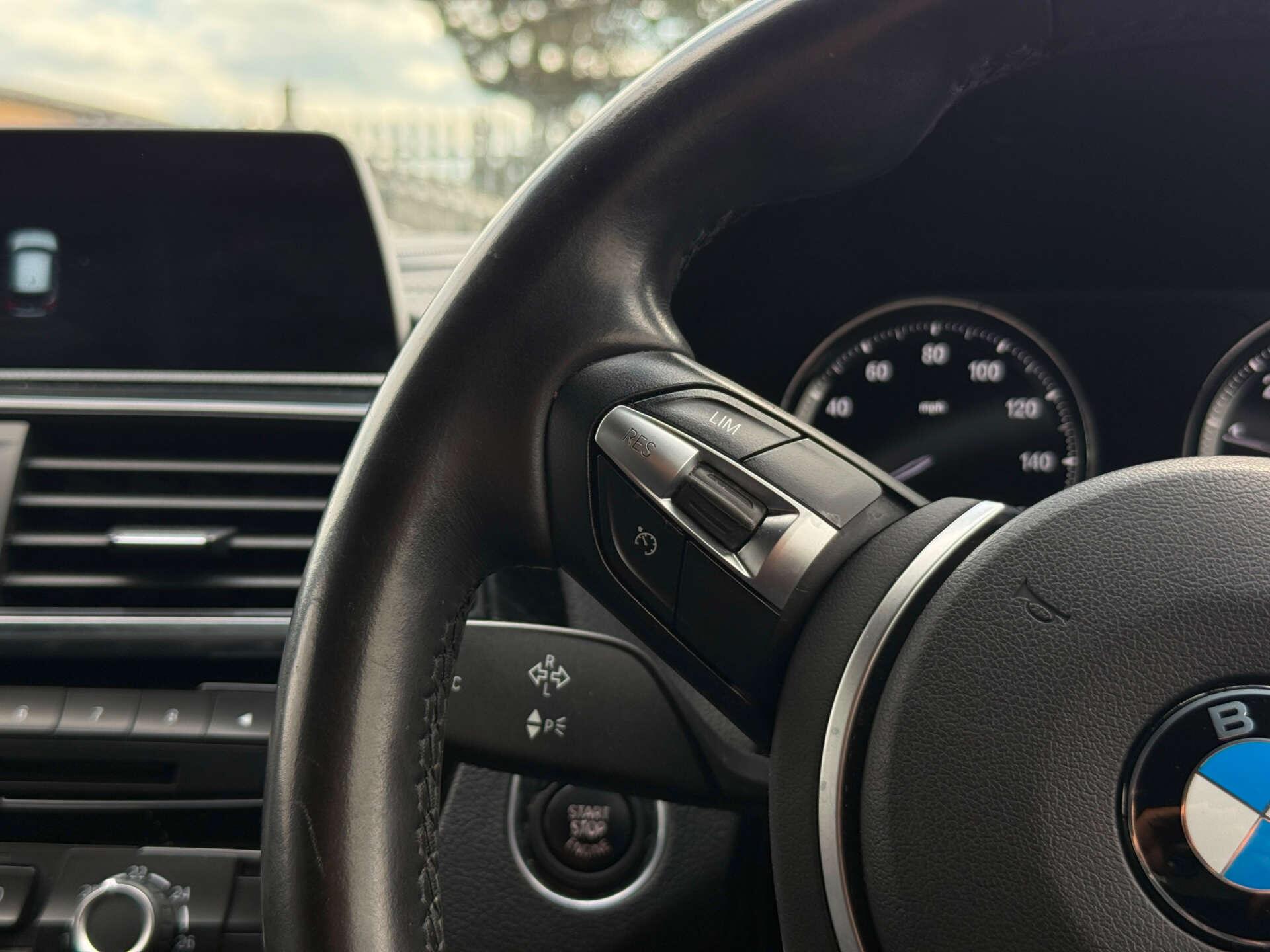BMW 1 Series view 60