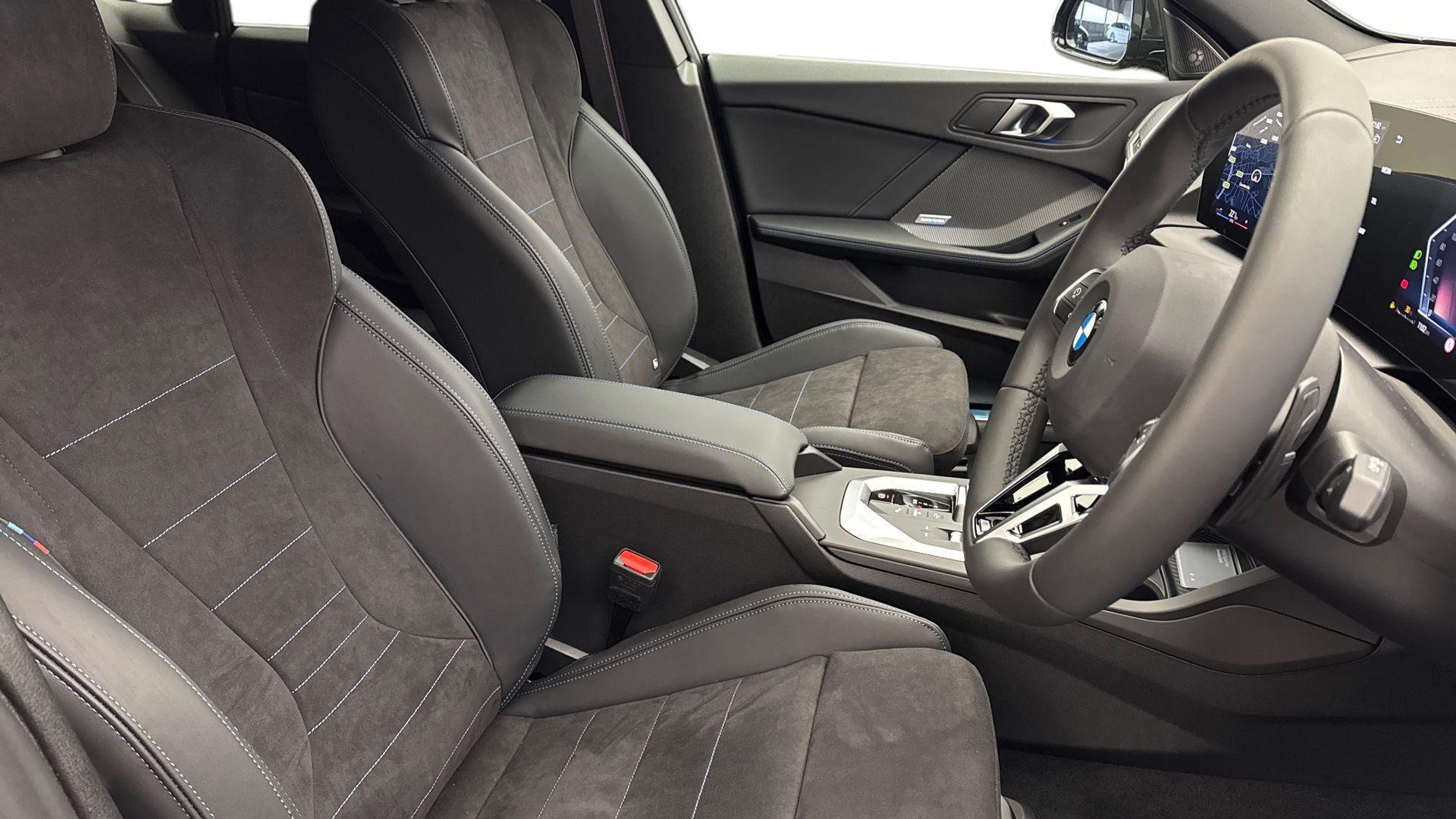 BMW 2 Series view 11