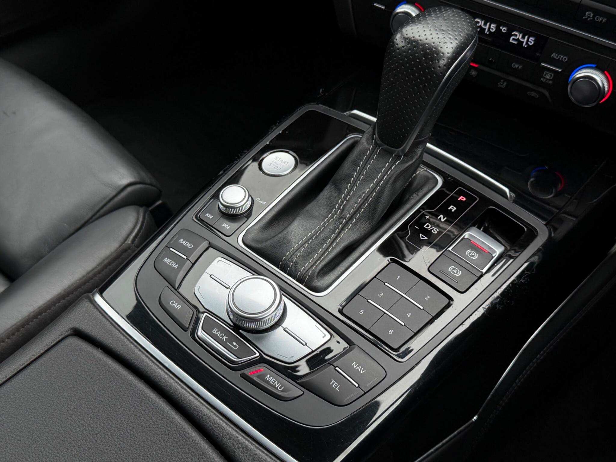 Audi A6 view 38