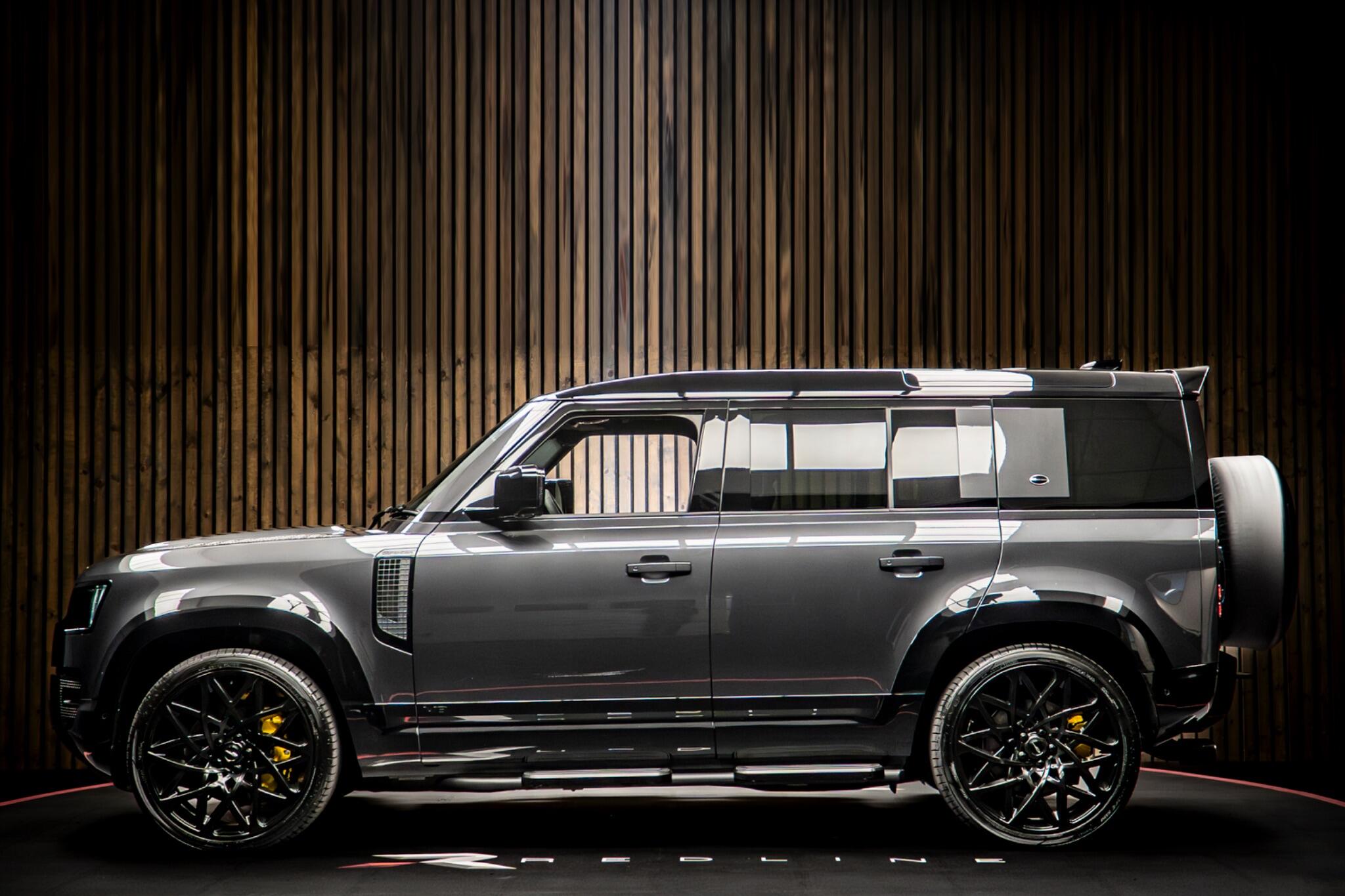Land Rover Defender view 7