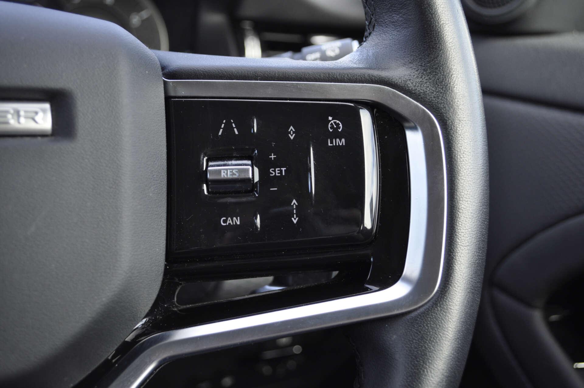 Land Rover Range Rover Evoque view 19