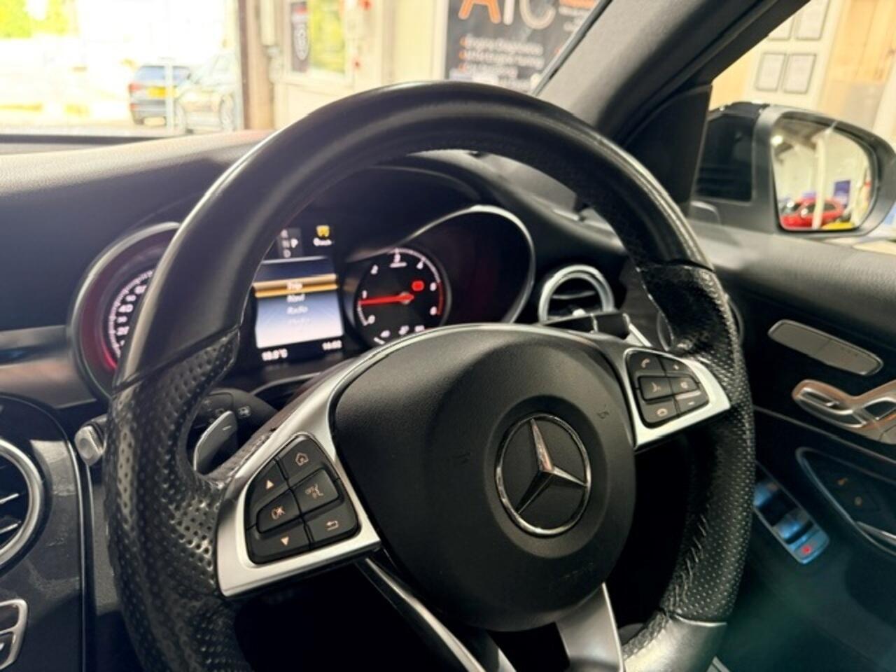 Mercedes-Benz GLC view 31