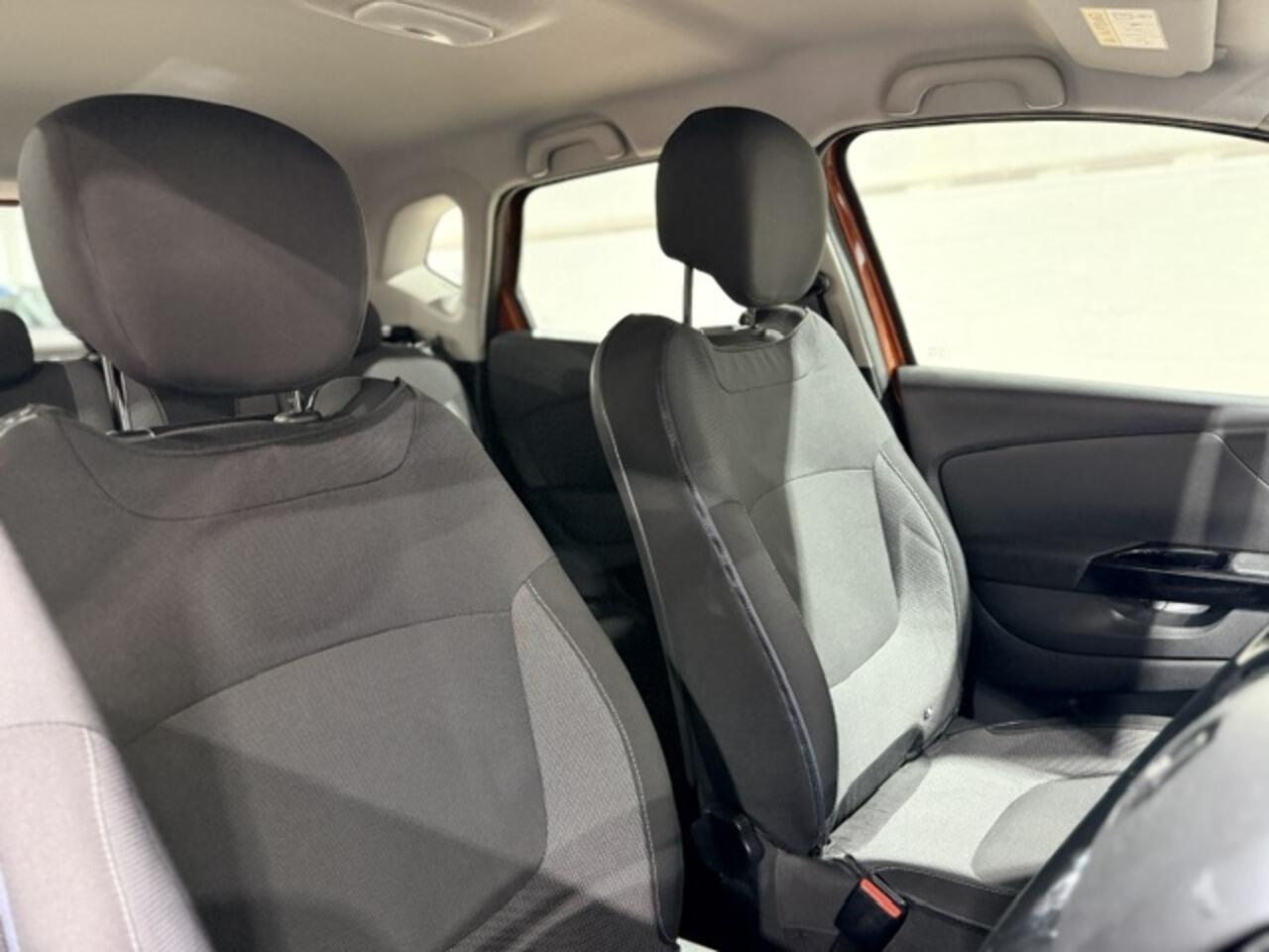 Renault Captur view 17